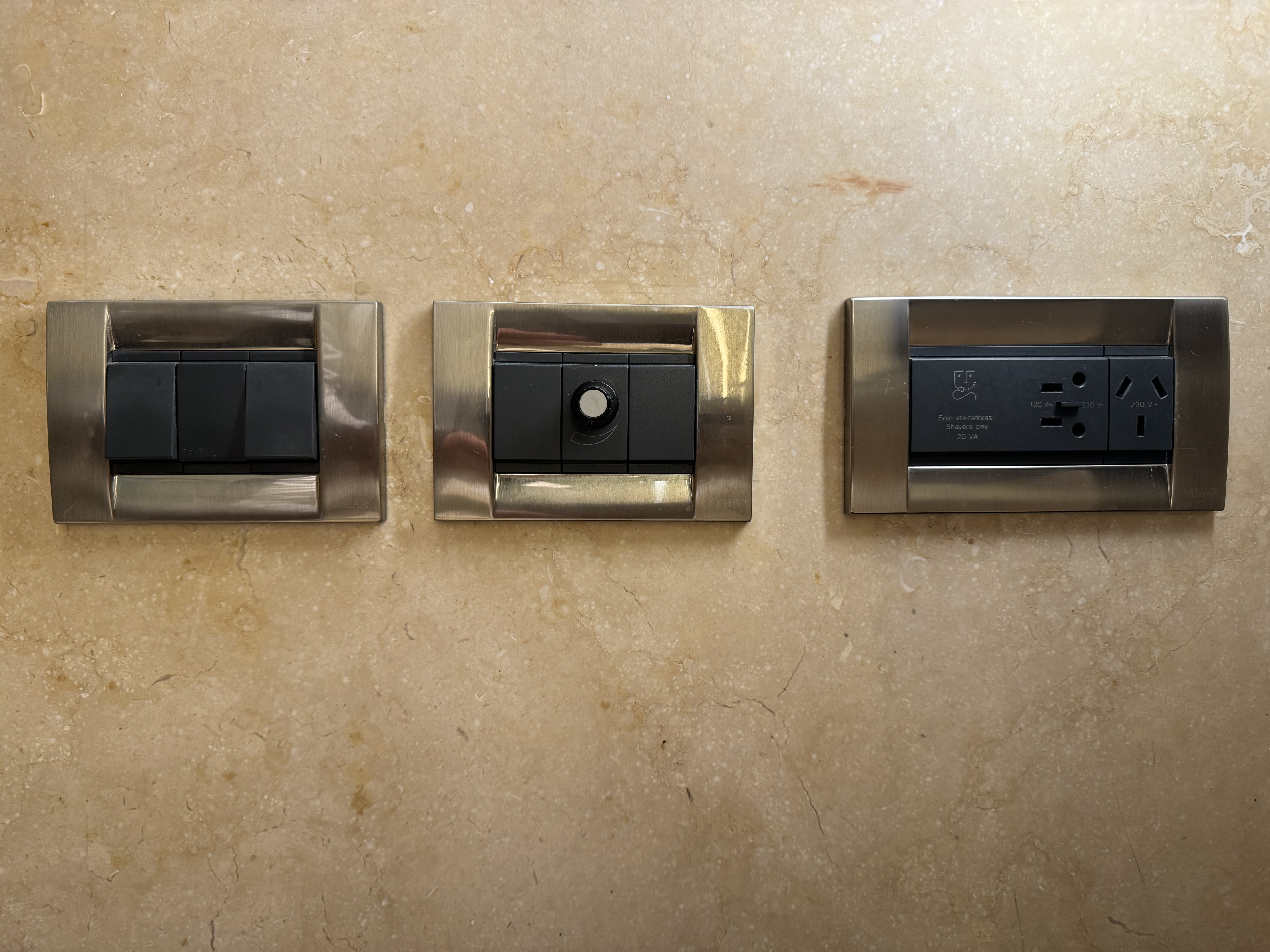 Palacio Duhau Park Hyatt Buenos Aires bathroom outlets Palacio Duhau Park Hyatt Buenos Aires bathroom outlets
