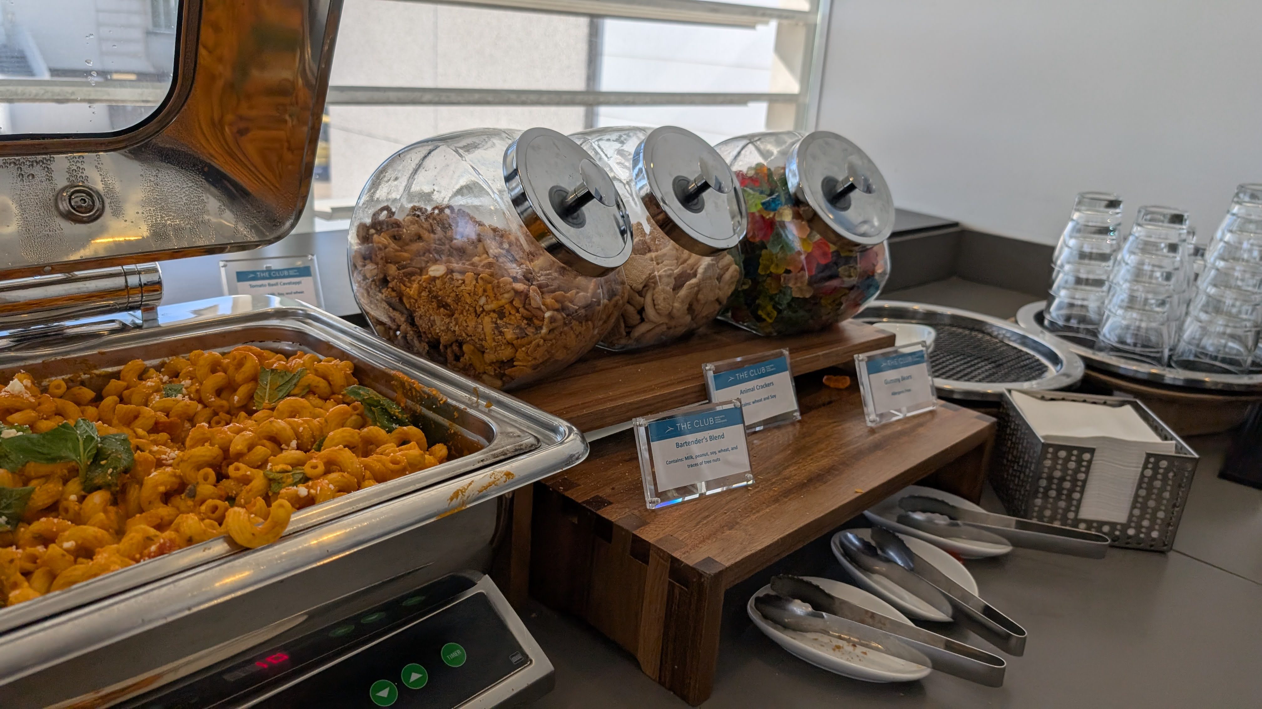 The Club MCO Terminal A food and beverage hot pasta and snacks The Club MCO Terminal A food and beverage hot pasta and snacks