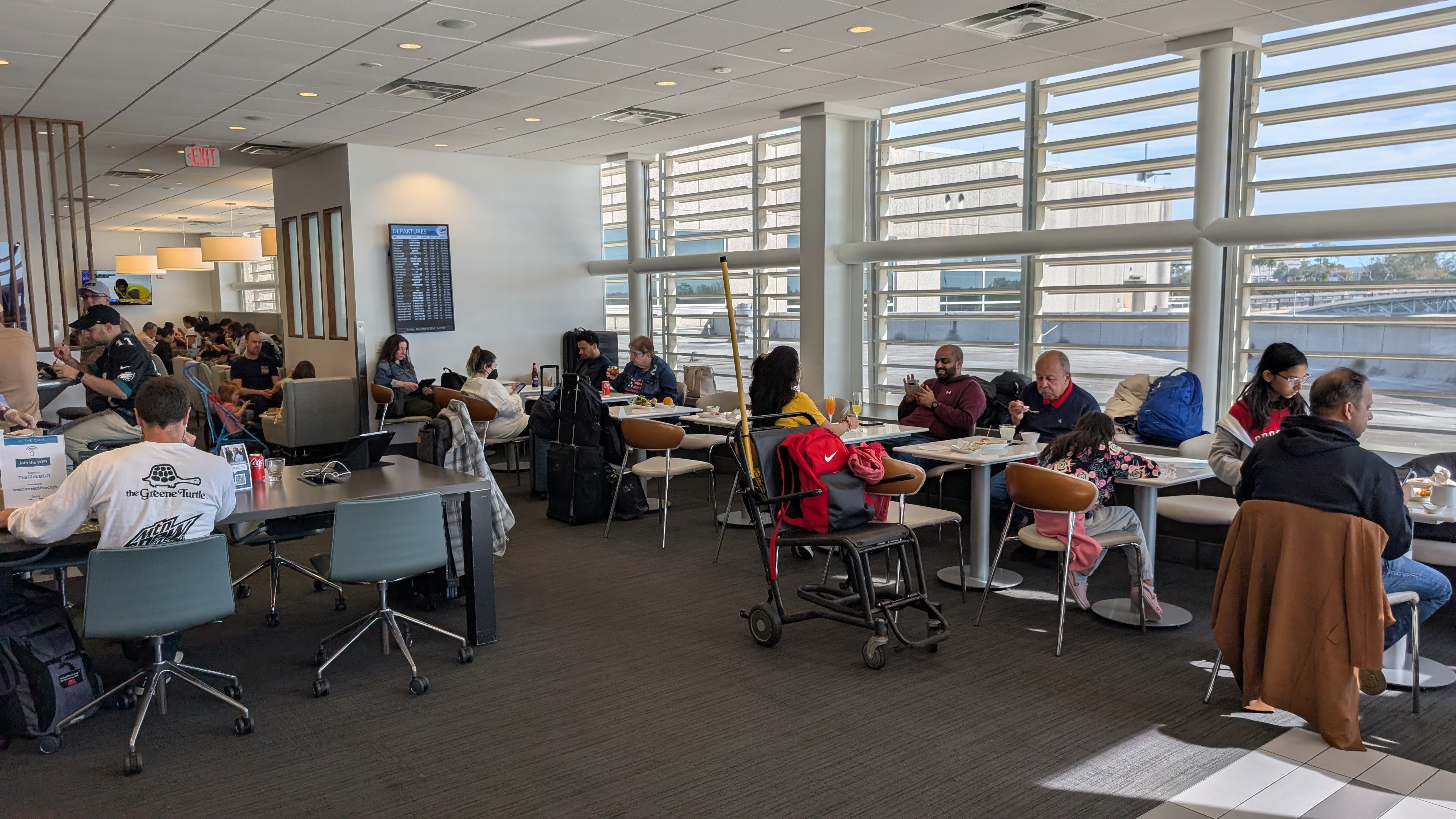 The Club MCO Terminal A tables and chairs The Club MCO Terminal A tables and chairs