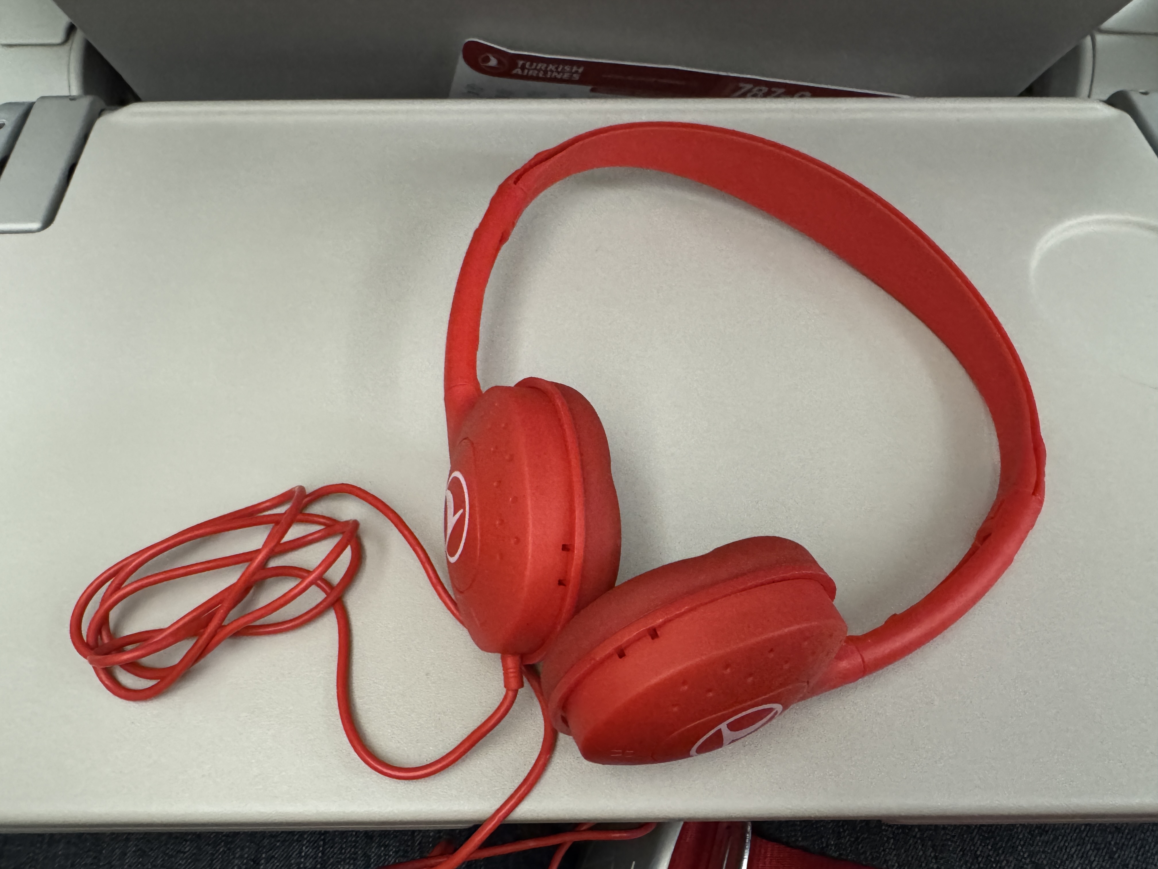 Turkish Airlines IST ATL 787 9 economy headphones