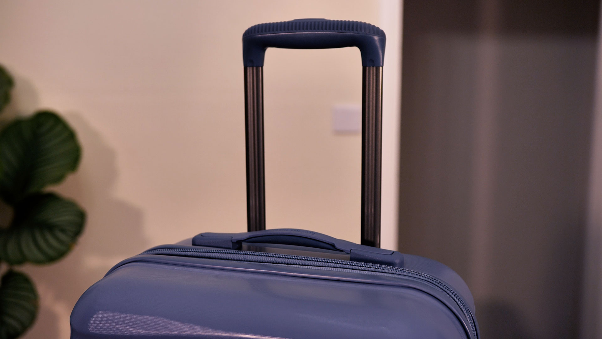 American Tourister Cascade Handles American Tourister Cascade Handles
