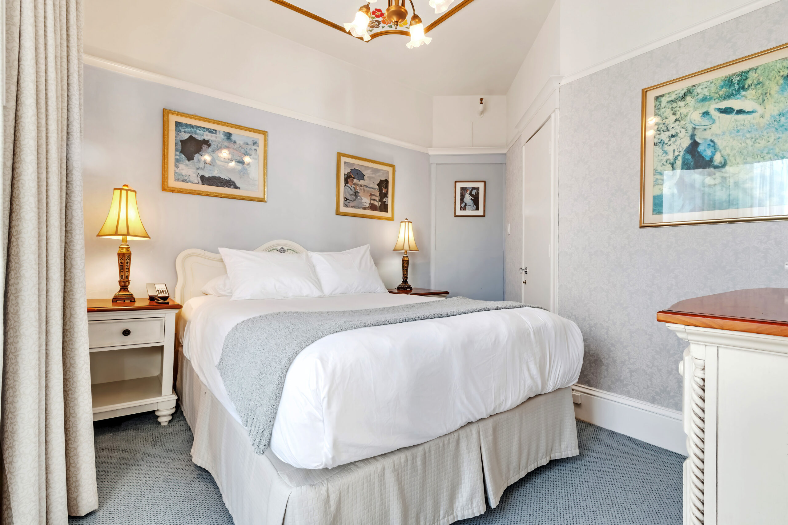 Cornell Hotel de France Cornell Hotel de France