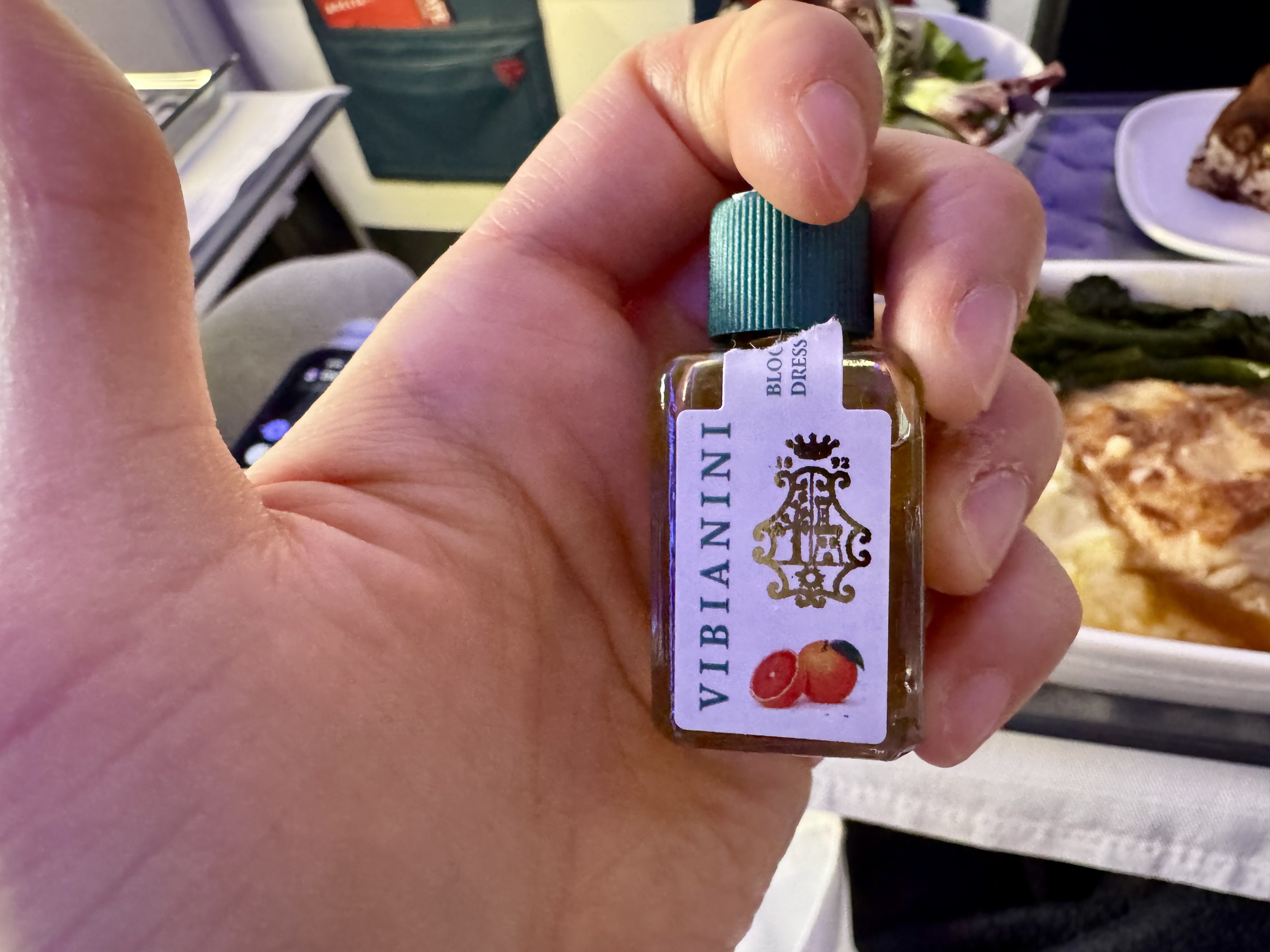 Delta Premium Select Dressing