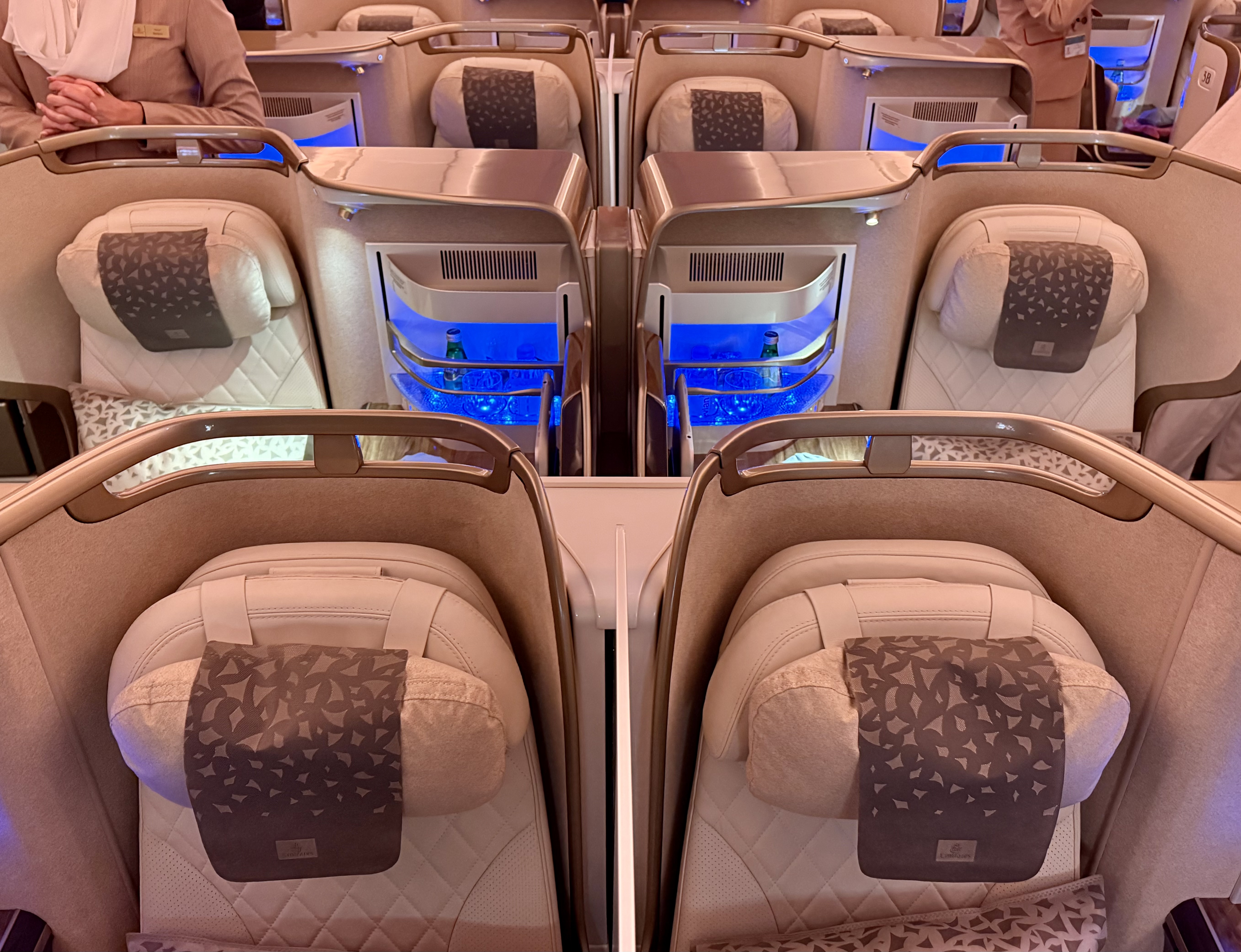 Emirates Airbus A350 business class middle seats