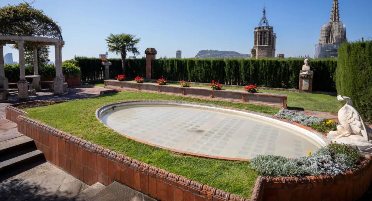 Grand Hotel Central Rooftop hotel garden