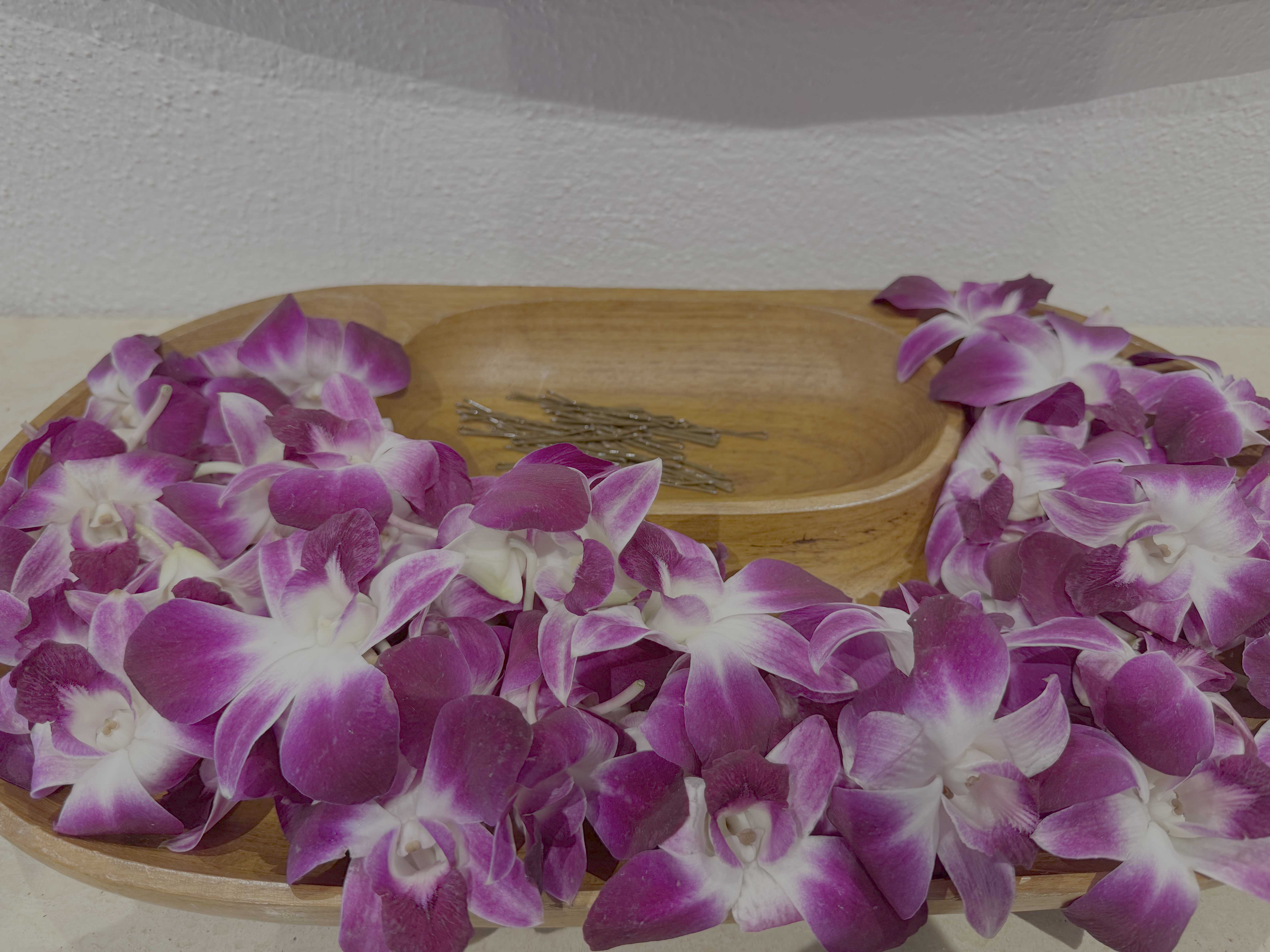Maui Coast Hotel Kihei flowers at reception