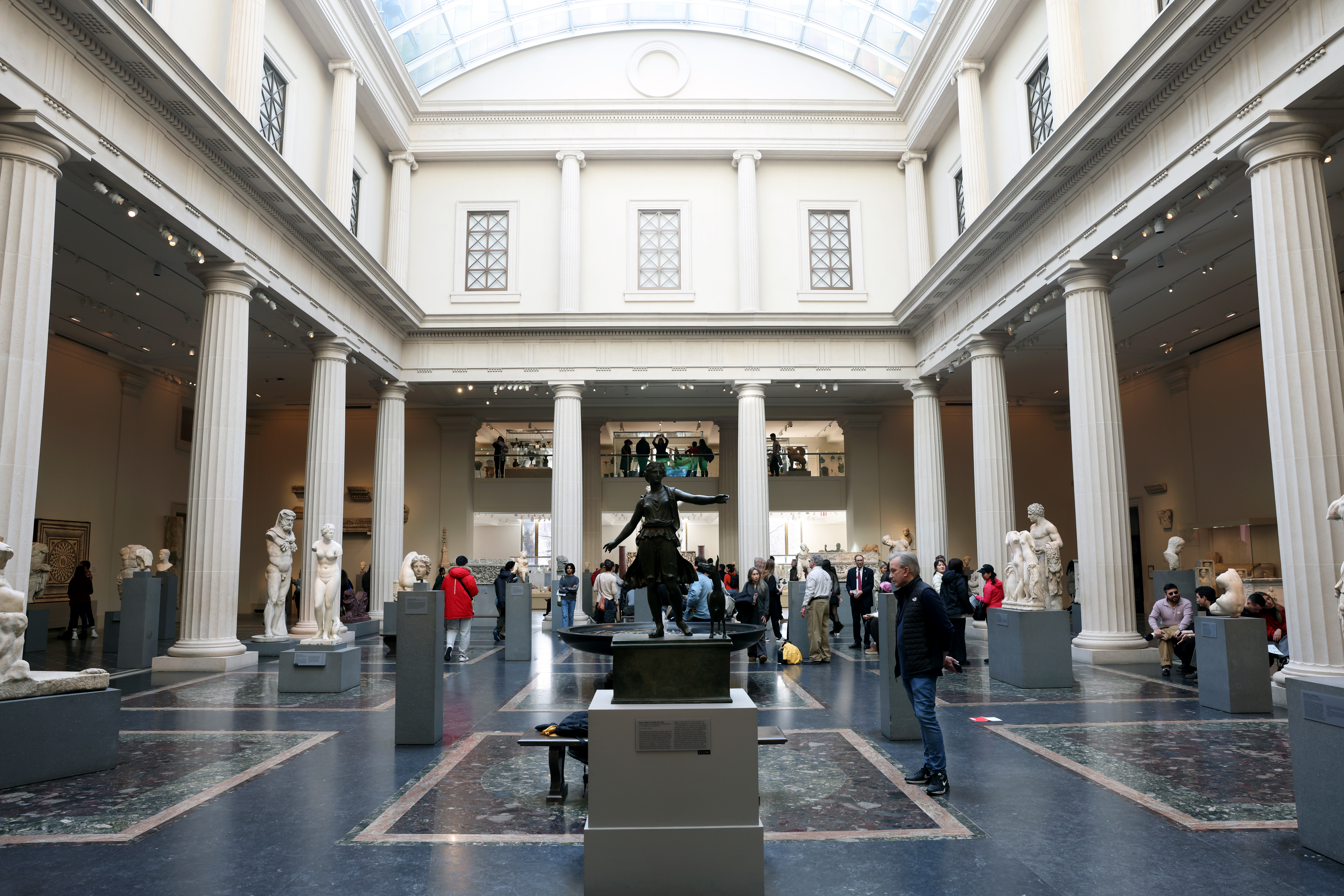 Metropolitan Museum of Art New York City statuary hall Metropolitan Museum of Art New York City statuary hall