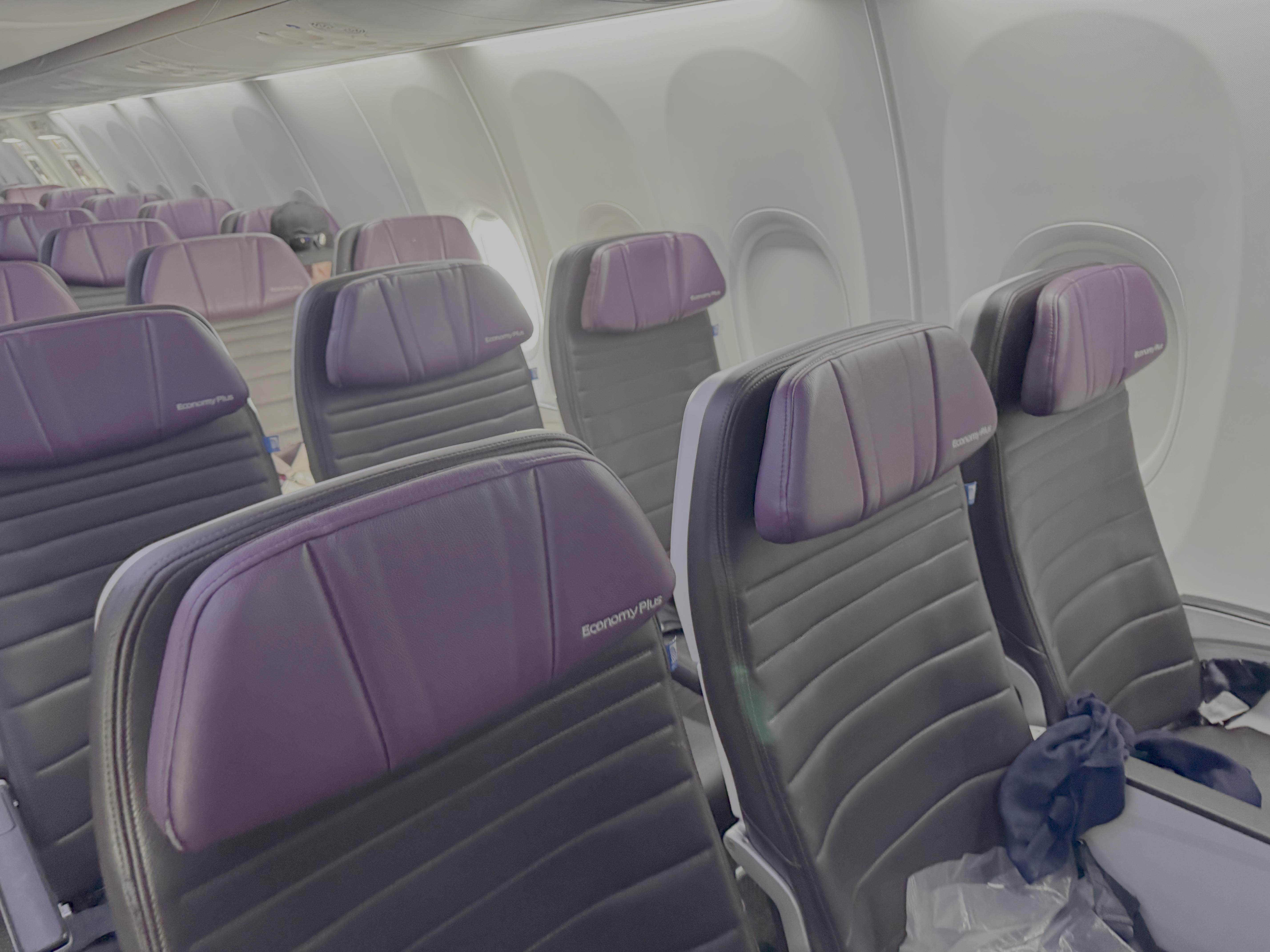 United Airlines economy plus seats on B737 MAX 8