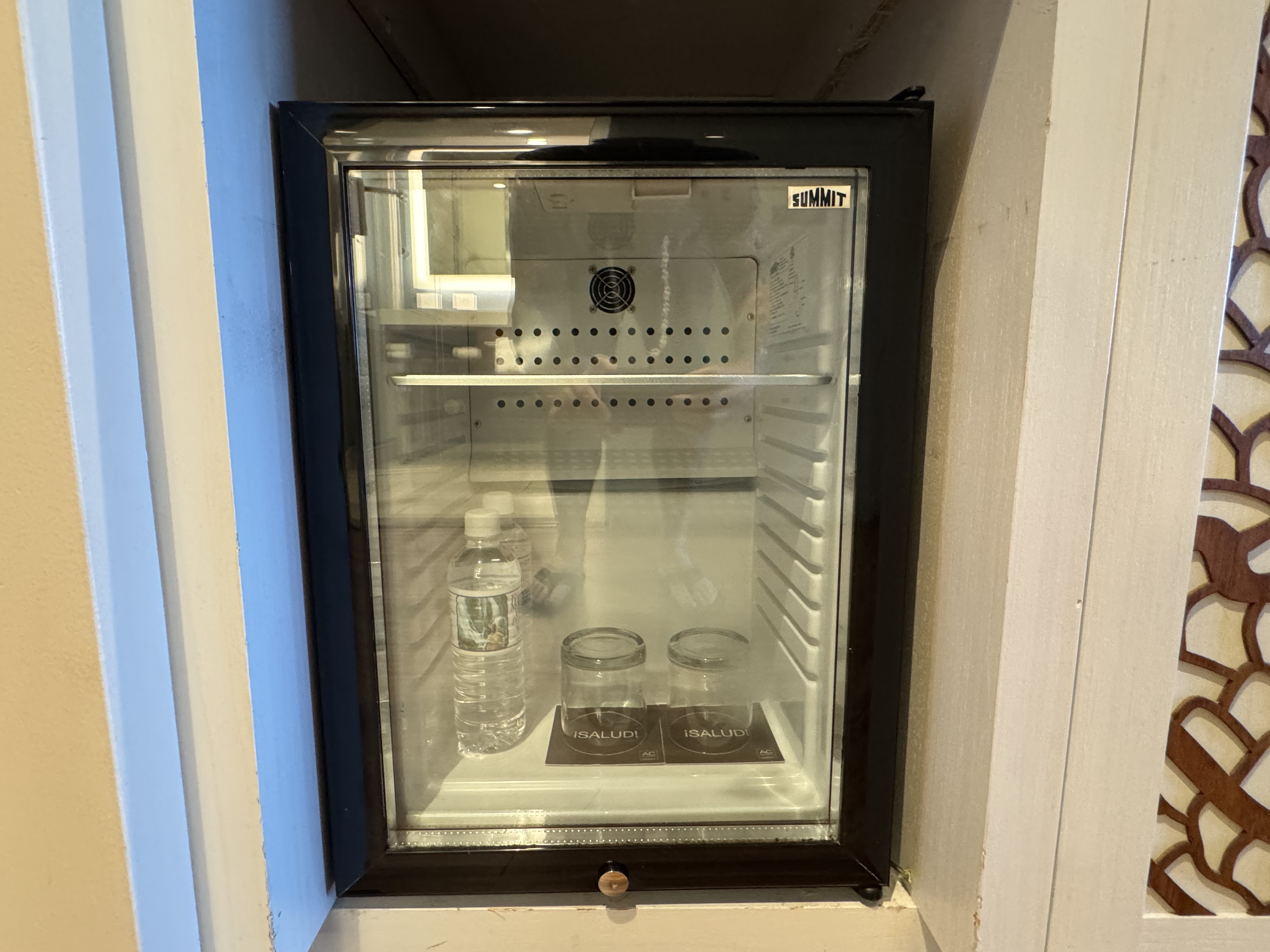 AC Hotel by Marriott Maui Wailea King Ocean View Suite minifridge