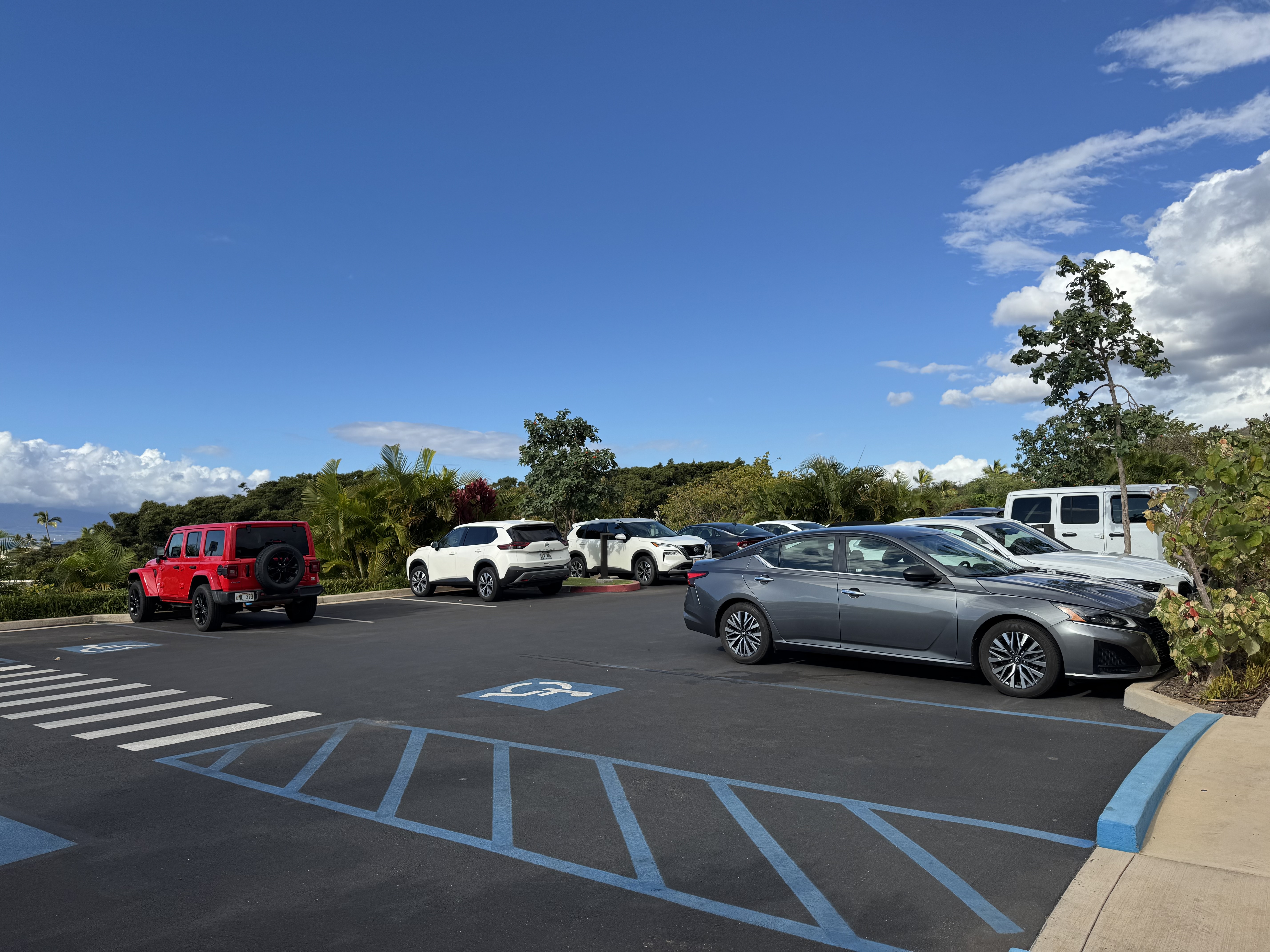 AC Hotel by Marriott Maui Wailea parking lot