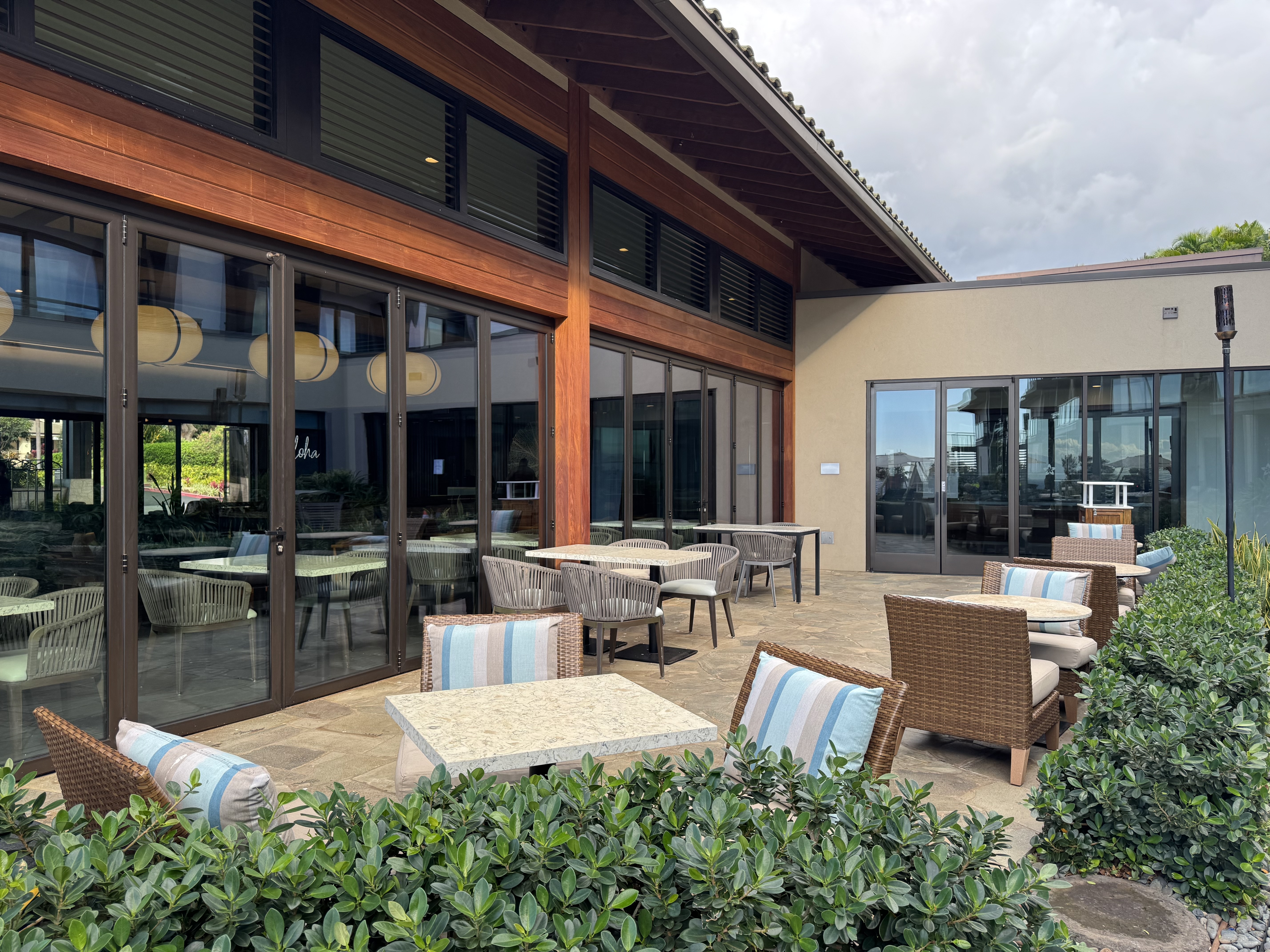 AC Hotel by Marriott Maui Wailea pool bar side seating area