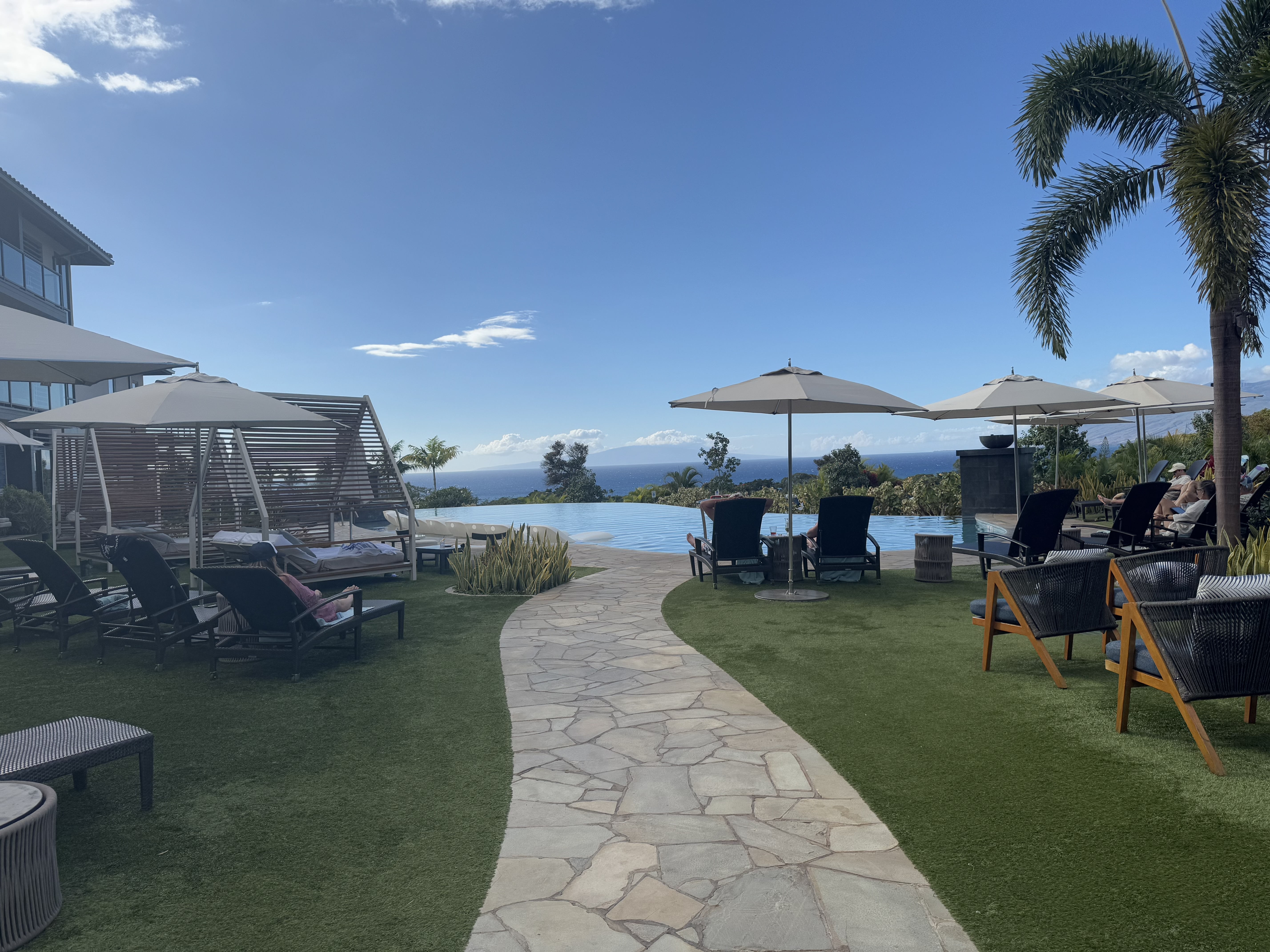AC Hotel by Marriott Maui Wailea pool path