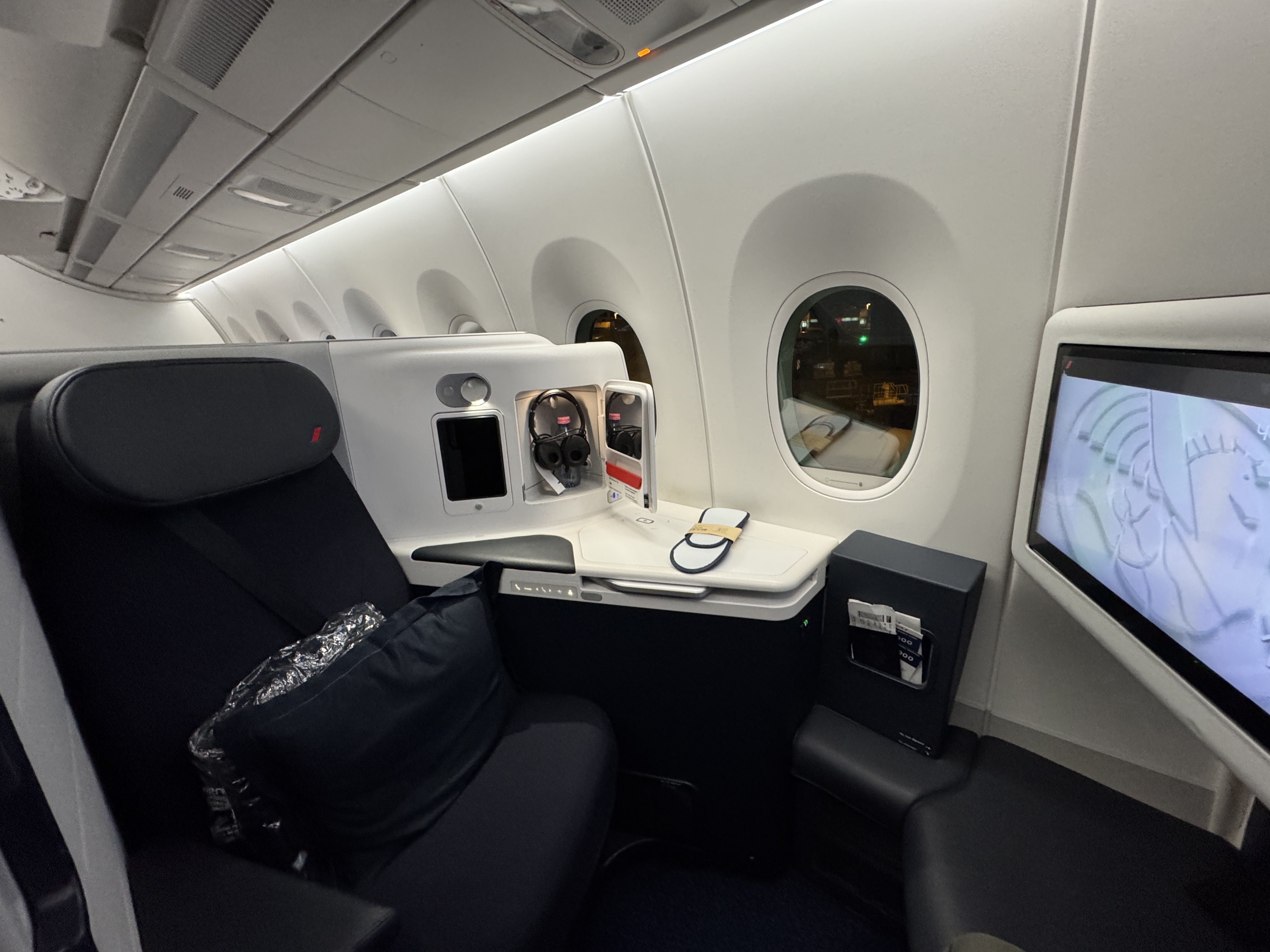 Air France Business Class New Business class angle
