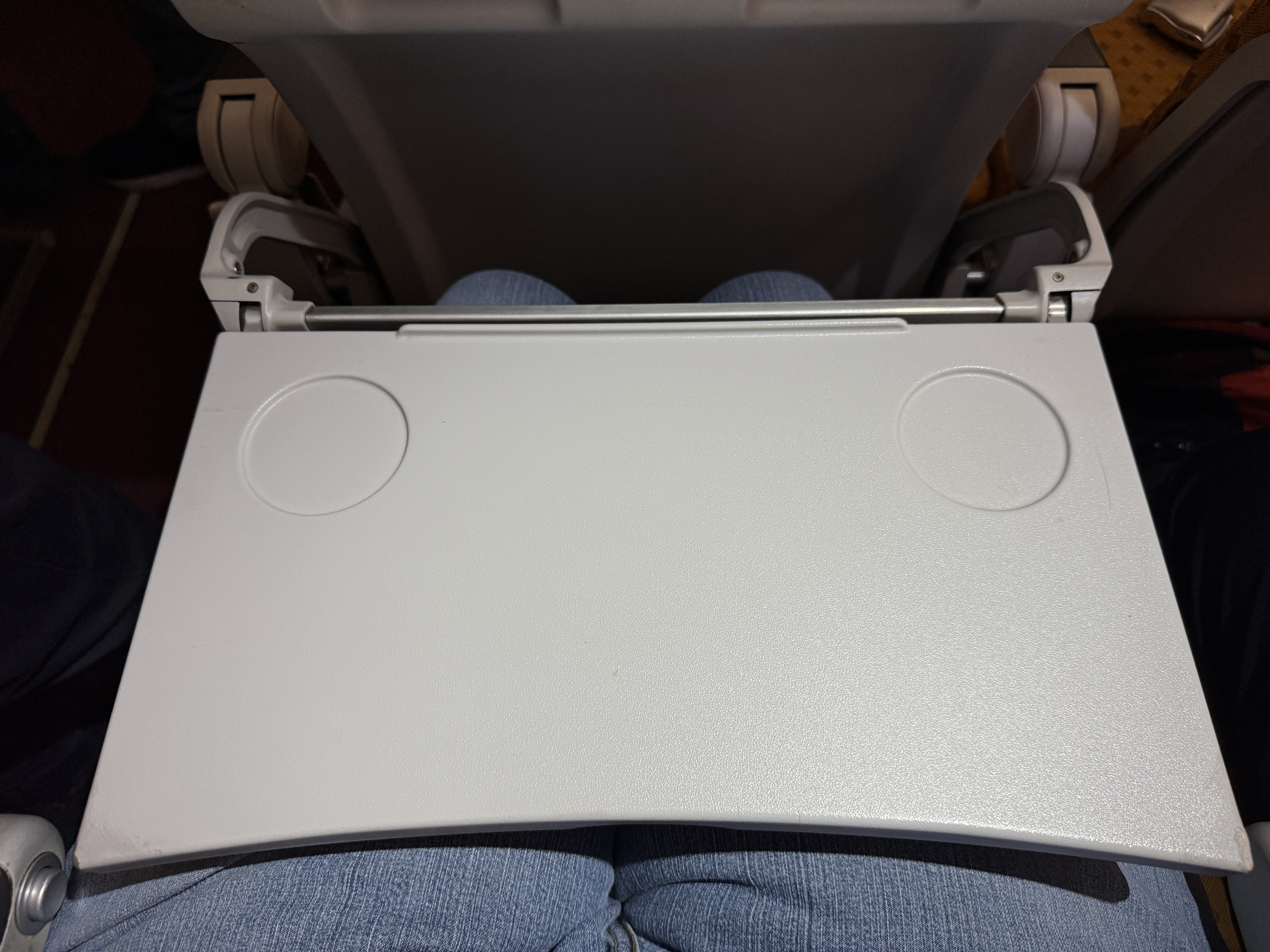 Air India A320 Economy DOH BOM tray table Air India A320 Economy DOH BOM tray table