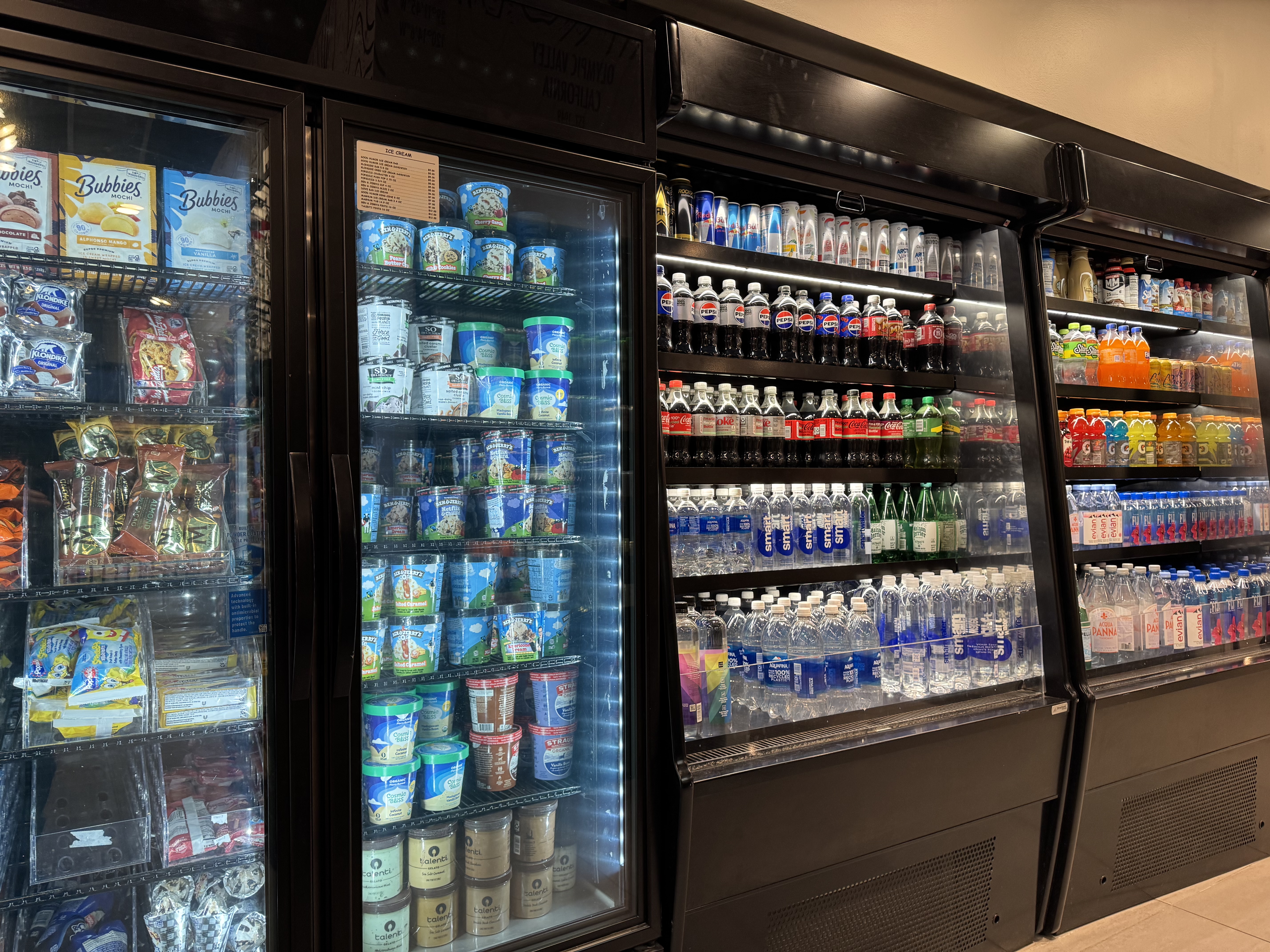 Everline Resort Spa Destination Hyatt Bearshine Cafe coolers