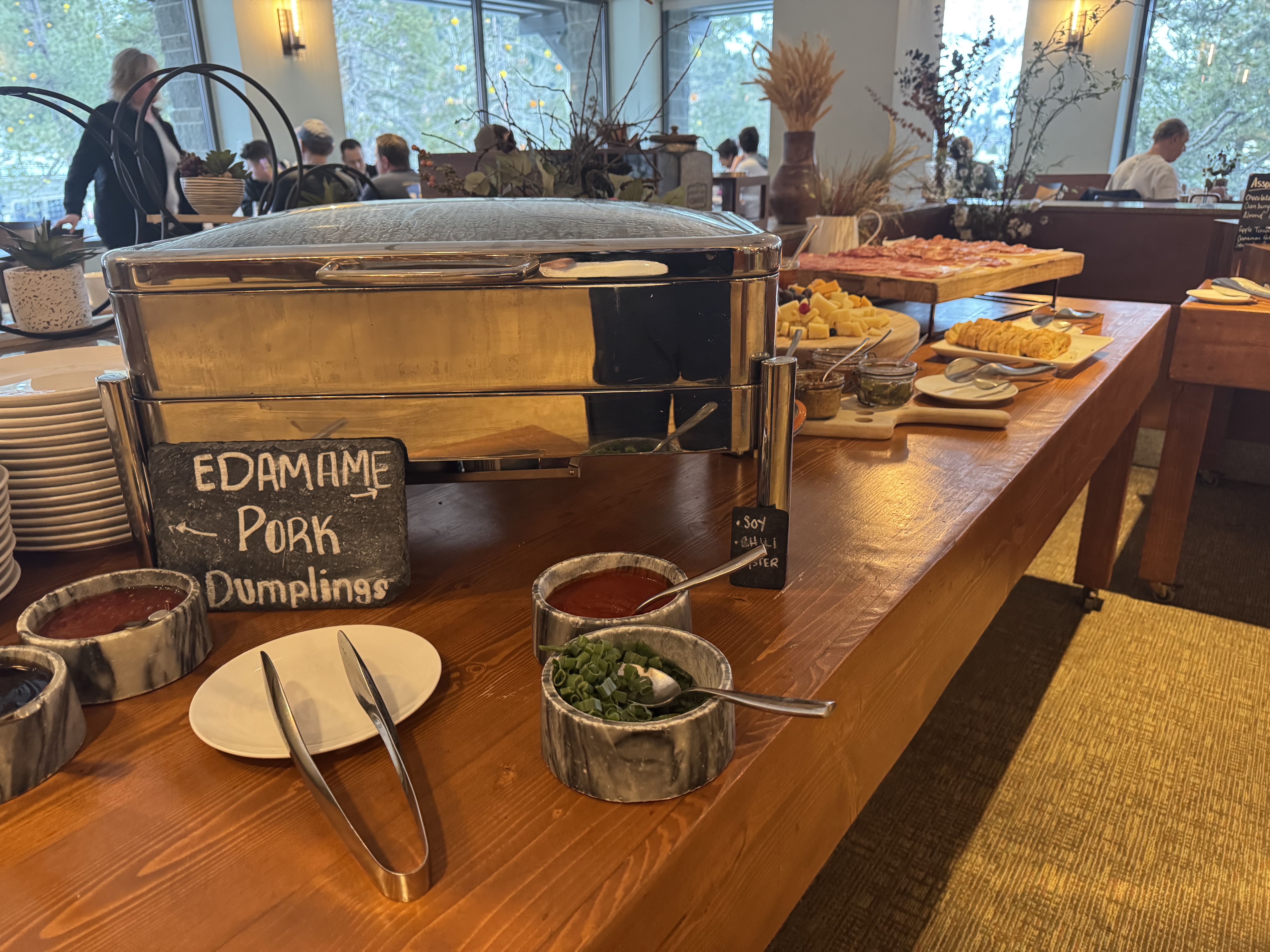 Everline Resort Spa Destination Hyatt Cascades breakfast buffet dumplings