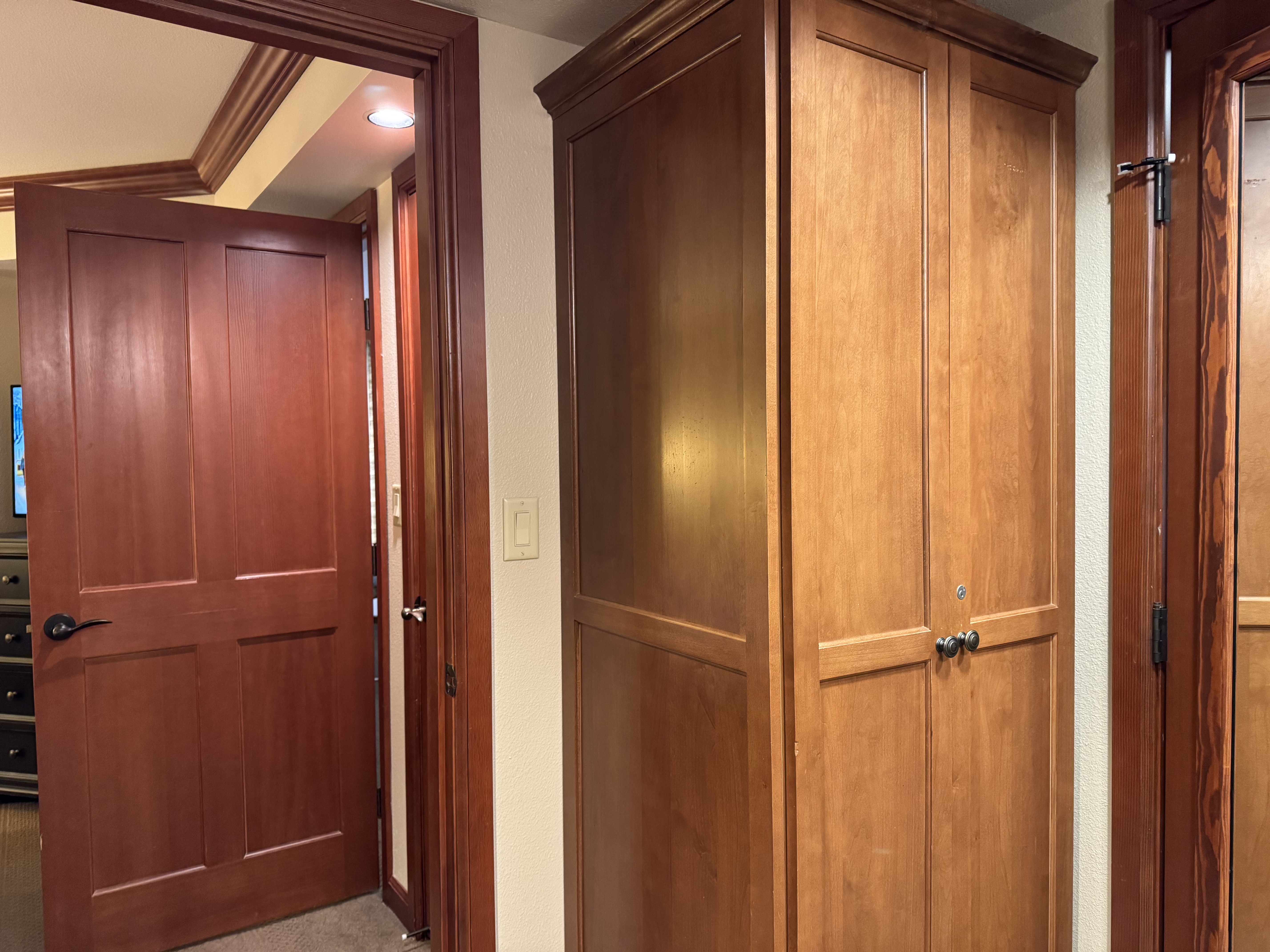 Everline Resort Spa Destination Hyatt Fireplace Suite Valley View bathroom cabinet