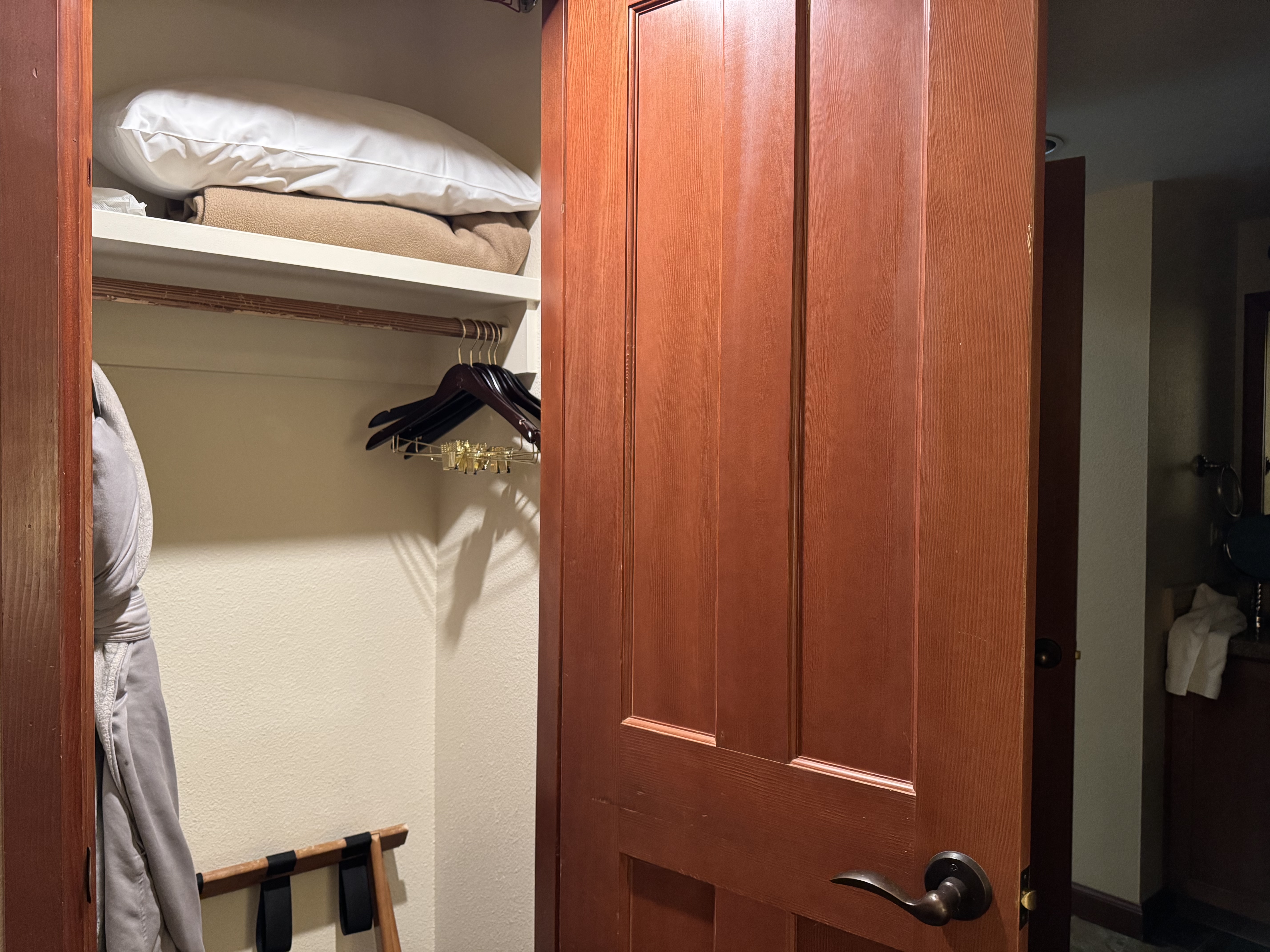 Everline Resort Spa Destination Hyatt Fireplace Suite Valley View bedroom closet
