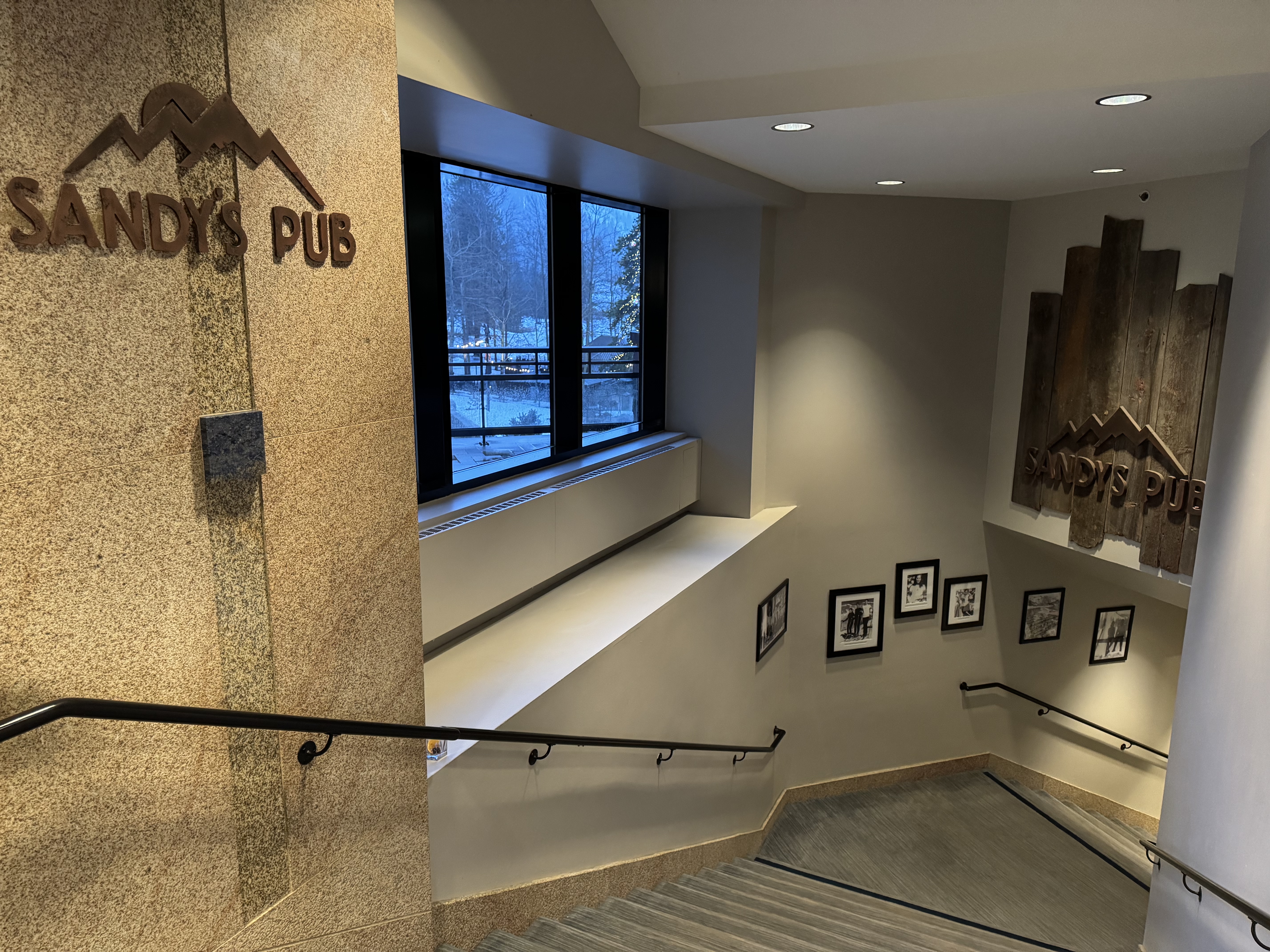 Everline Resort Spa Destination Hyatt Sandys Pub entrance