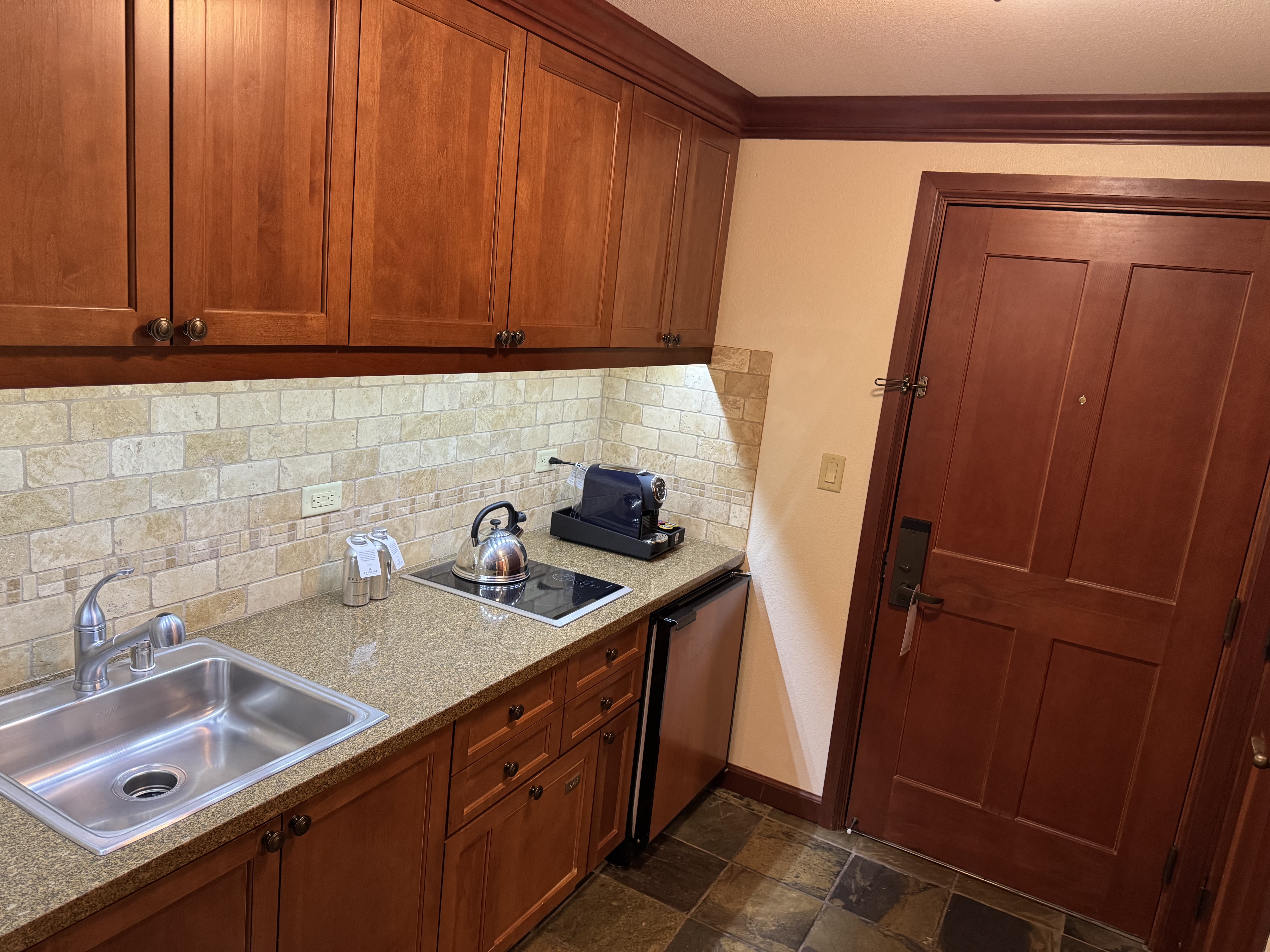 Everline Resort Spa Destination Hyatt kitchen overview