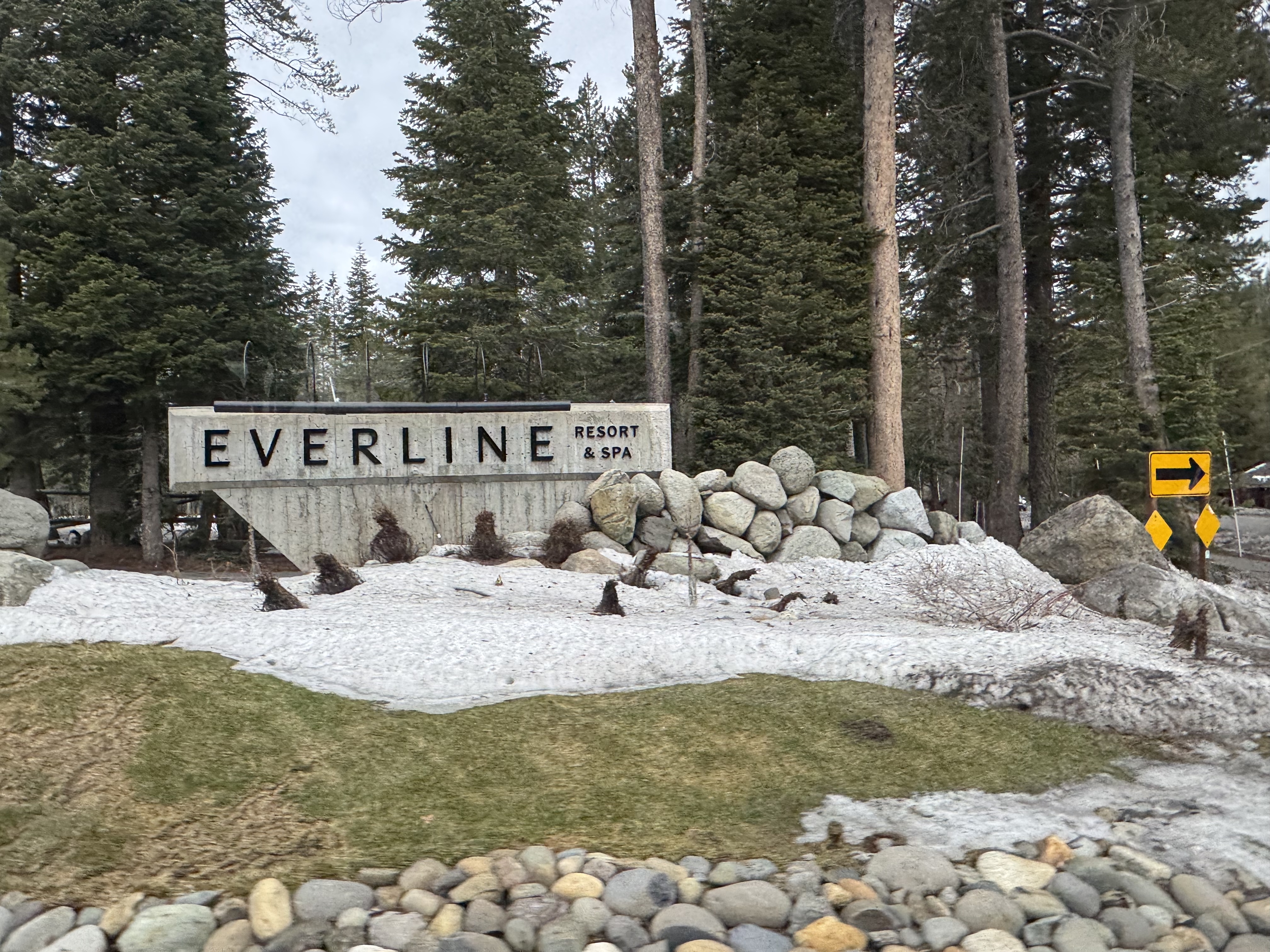 Everline Resort Spa Destination Hyatt sign
