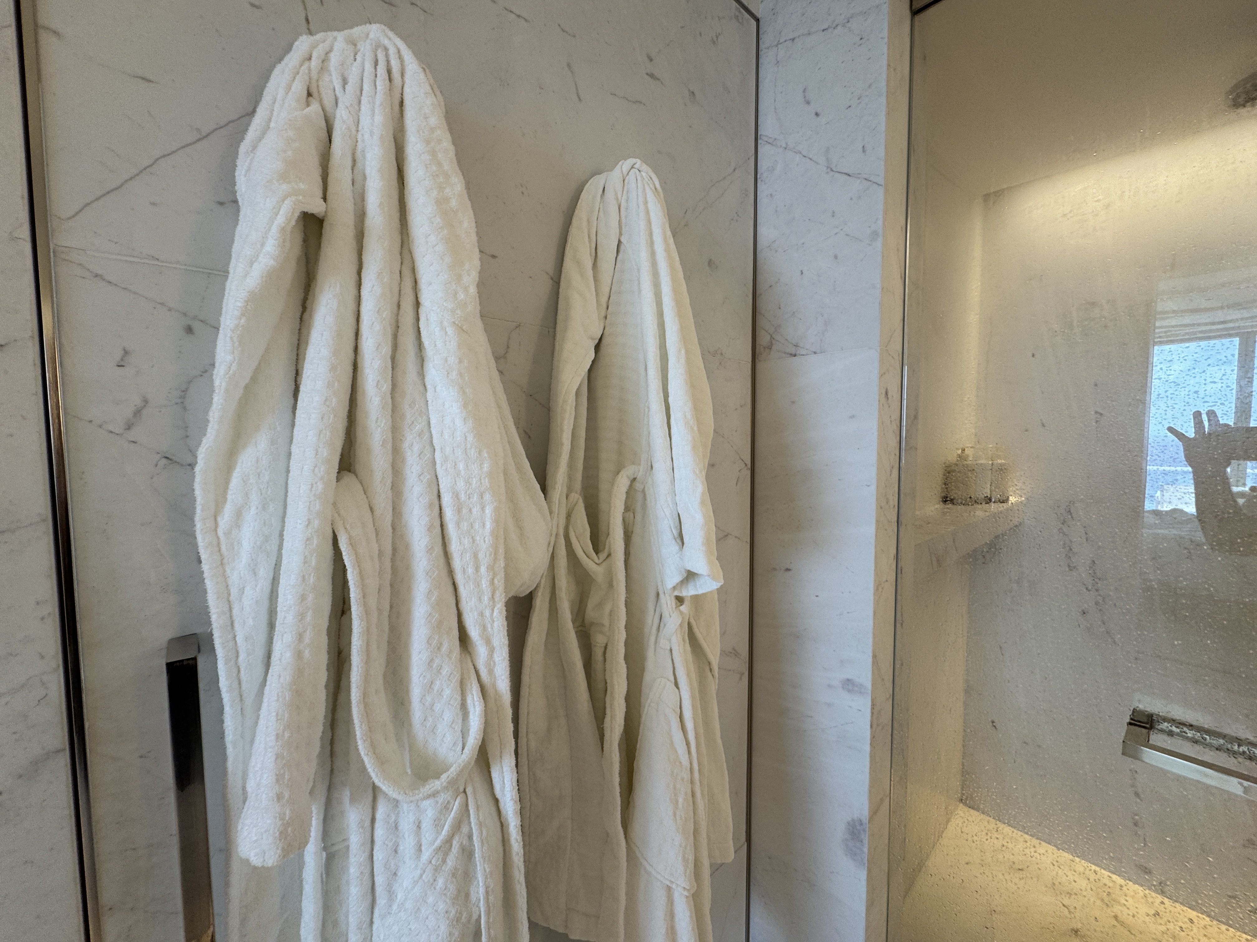 Four Seasons Surf Club Bathroom Robes Four Seasons Surf Club Bathroom Robes