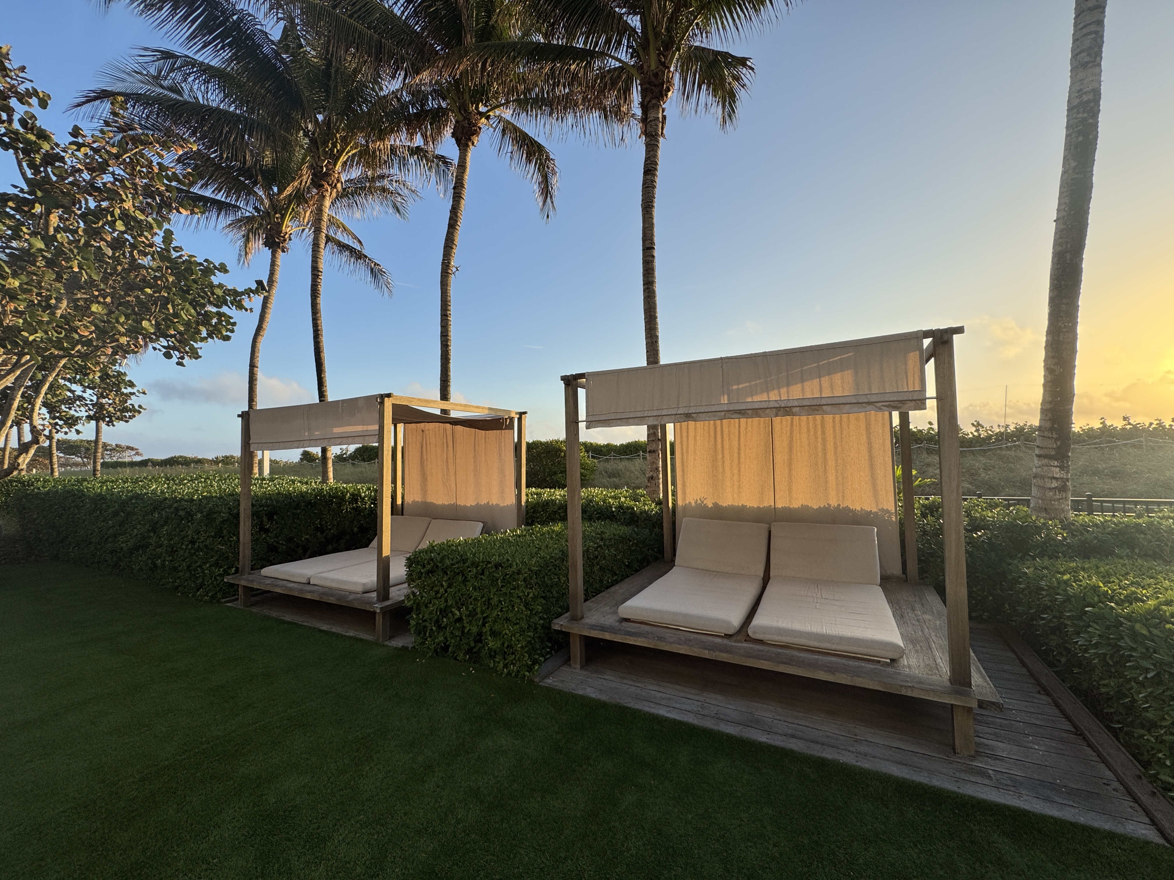 Four Seasons Surf Club Cabanas Four Seasons Surf Club Cabanas