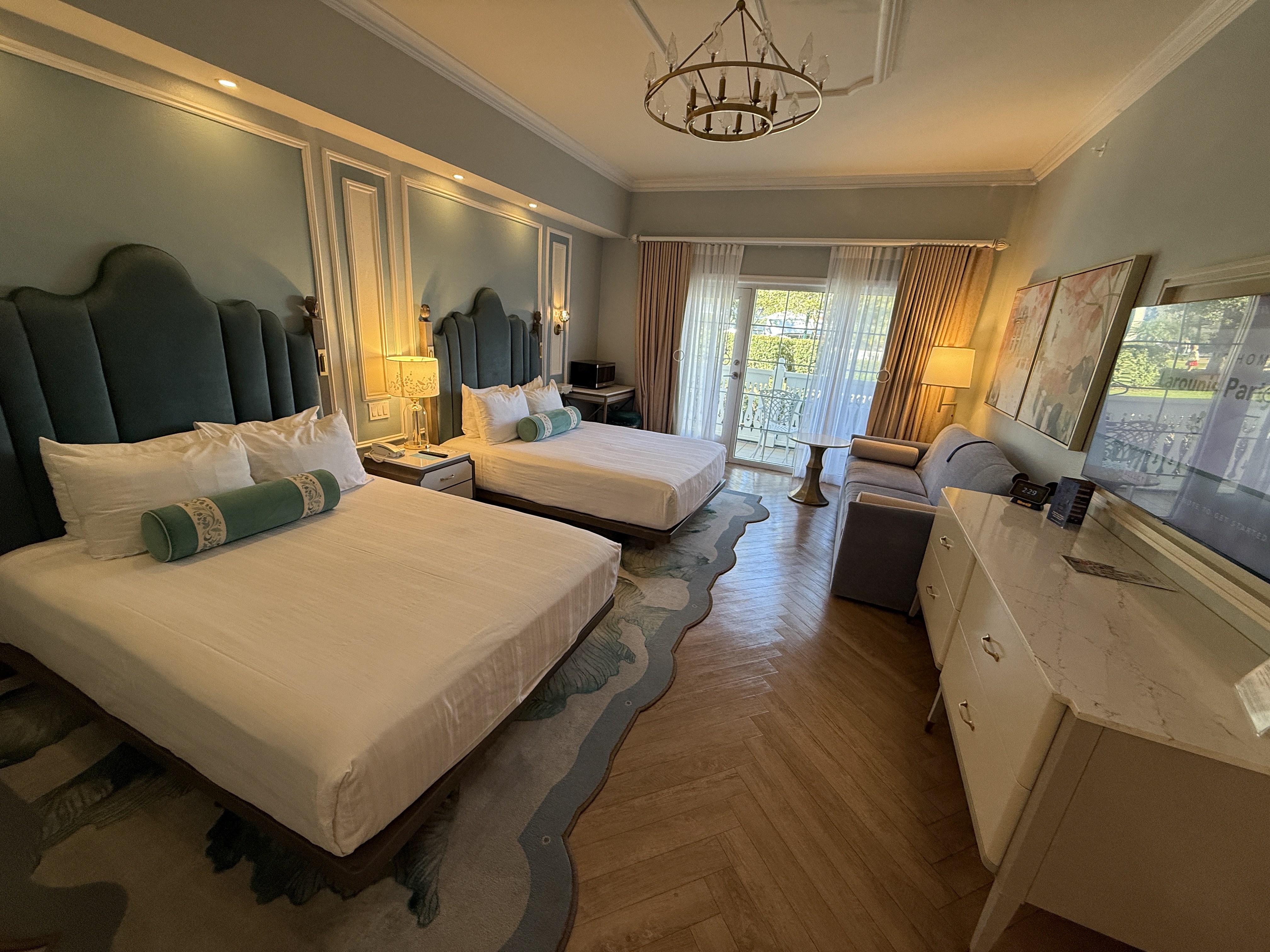 Grand Floridian Deluxe Studio 2 Beds Daytime Grand Floridian Deluxe Studio 2 Beds Daytime