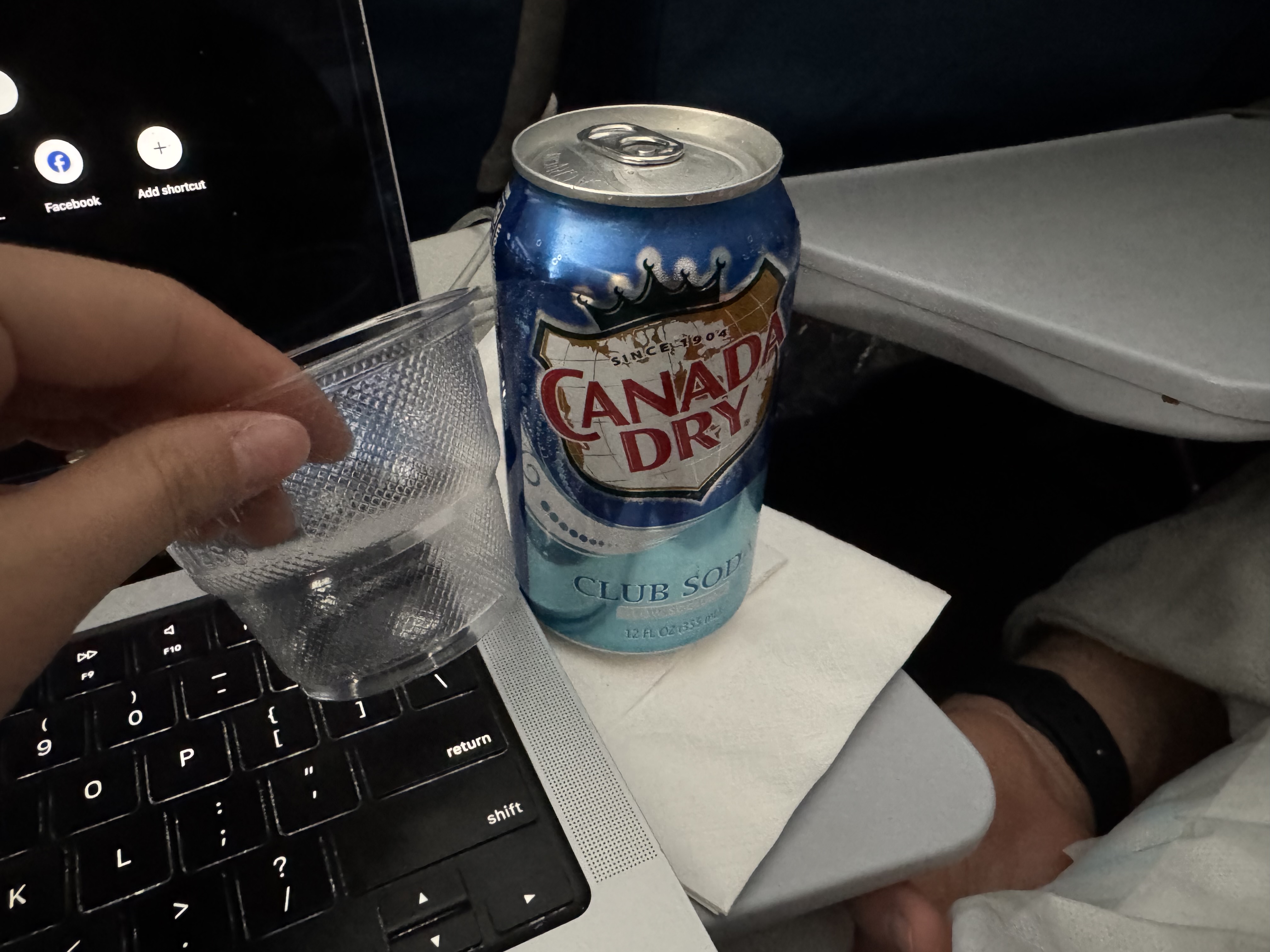 Hawaiian Airlines Club Soda