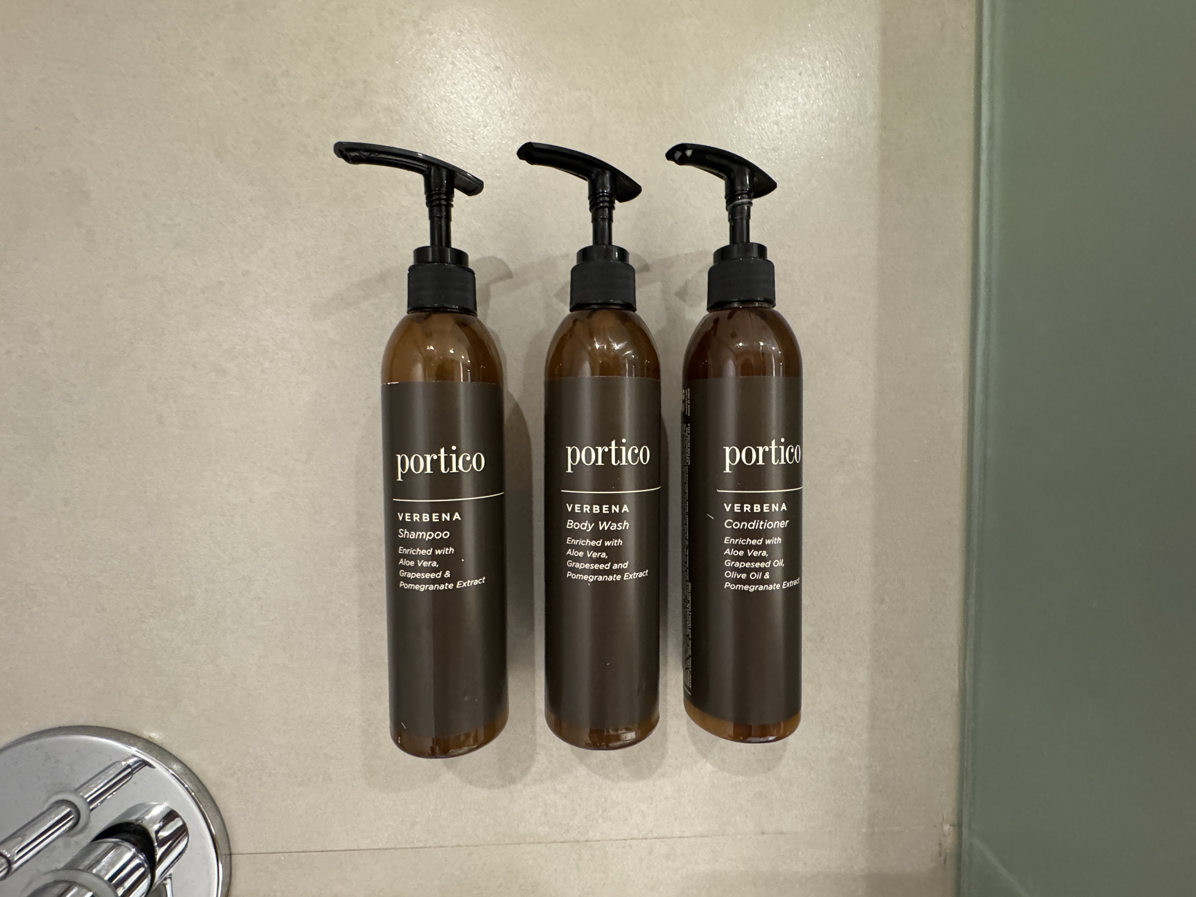 Hyatt Place Goa Candolim king room shower amenities Hyatt Place Goa Candolim king room shower amenities