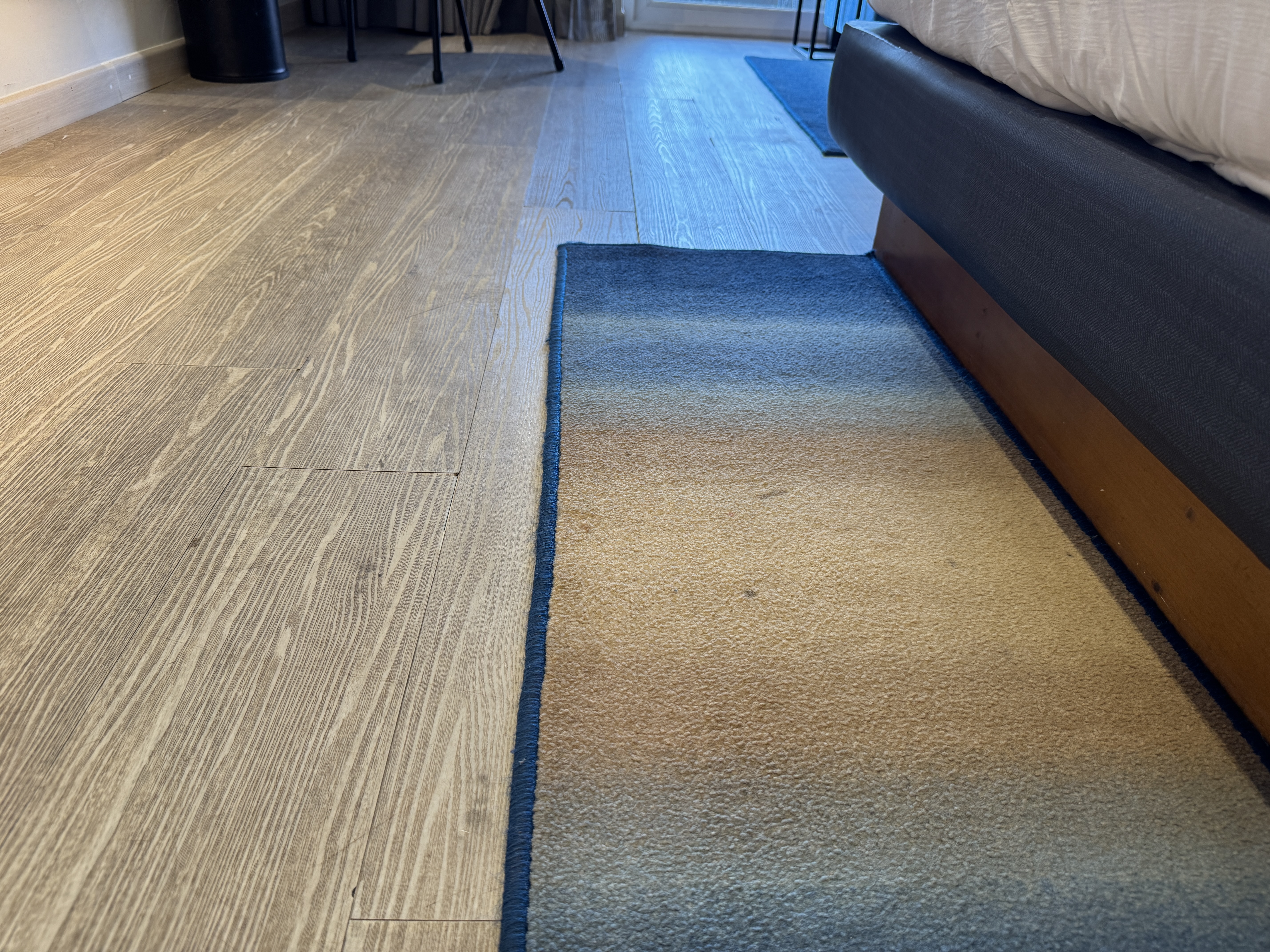 Hyatt Place Goa Candolim king room worn carpet Hyatt Place Goa Candolim king room worn carpet