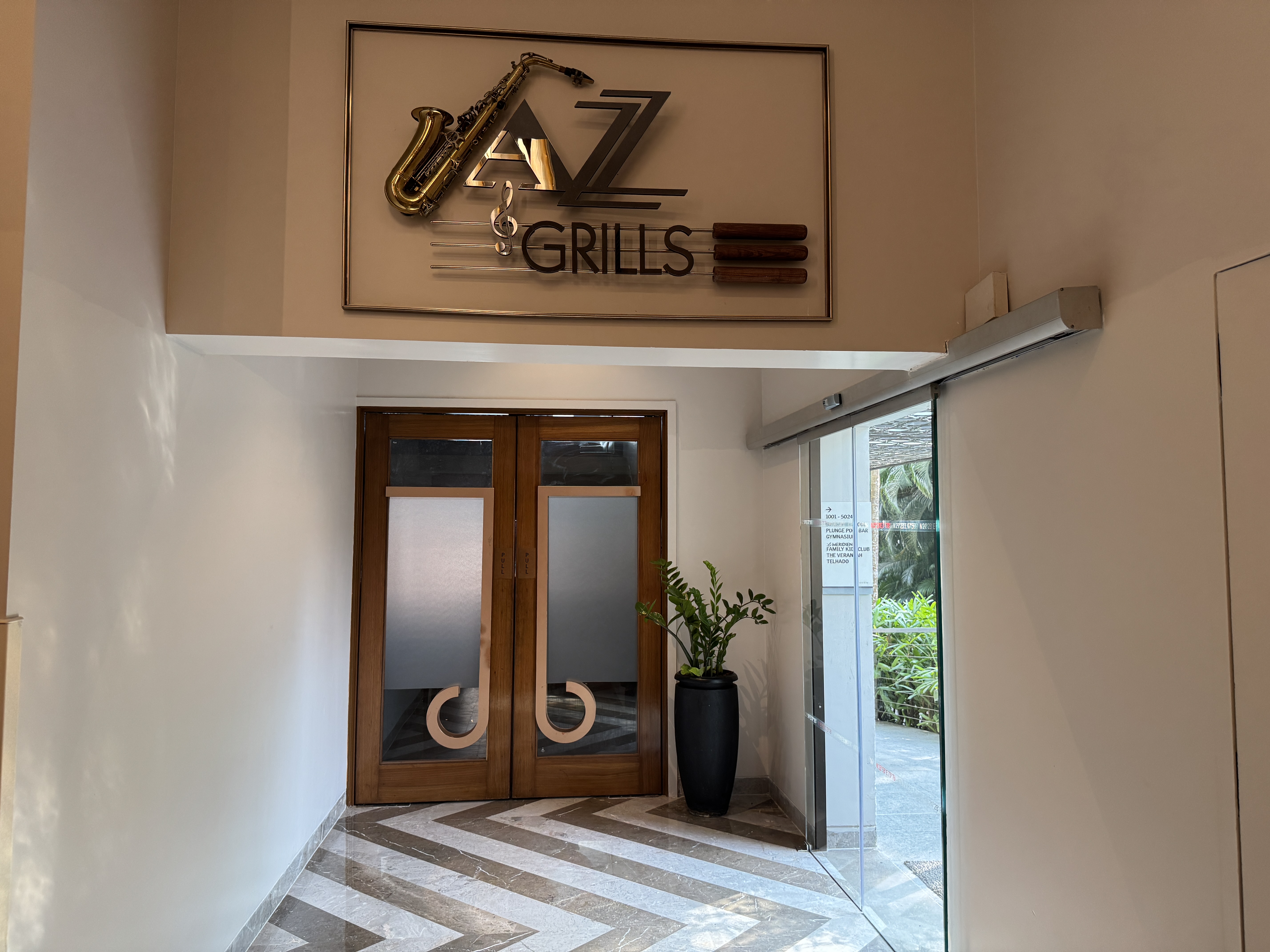 Le Meridien Goa Calangute Jazz & Grills Le Meridien Goa Calangute Jazz & Grills