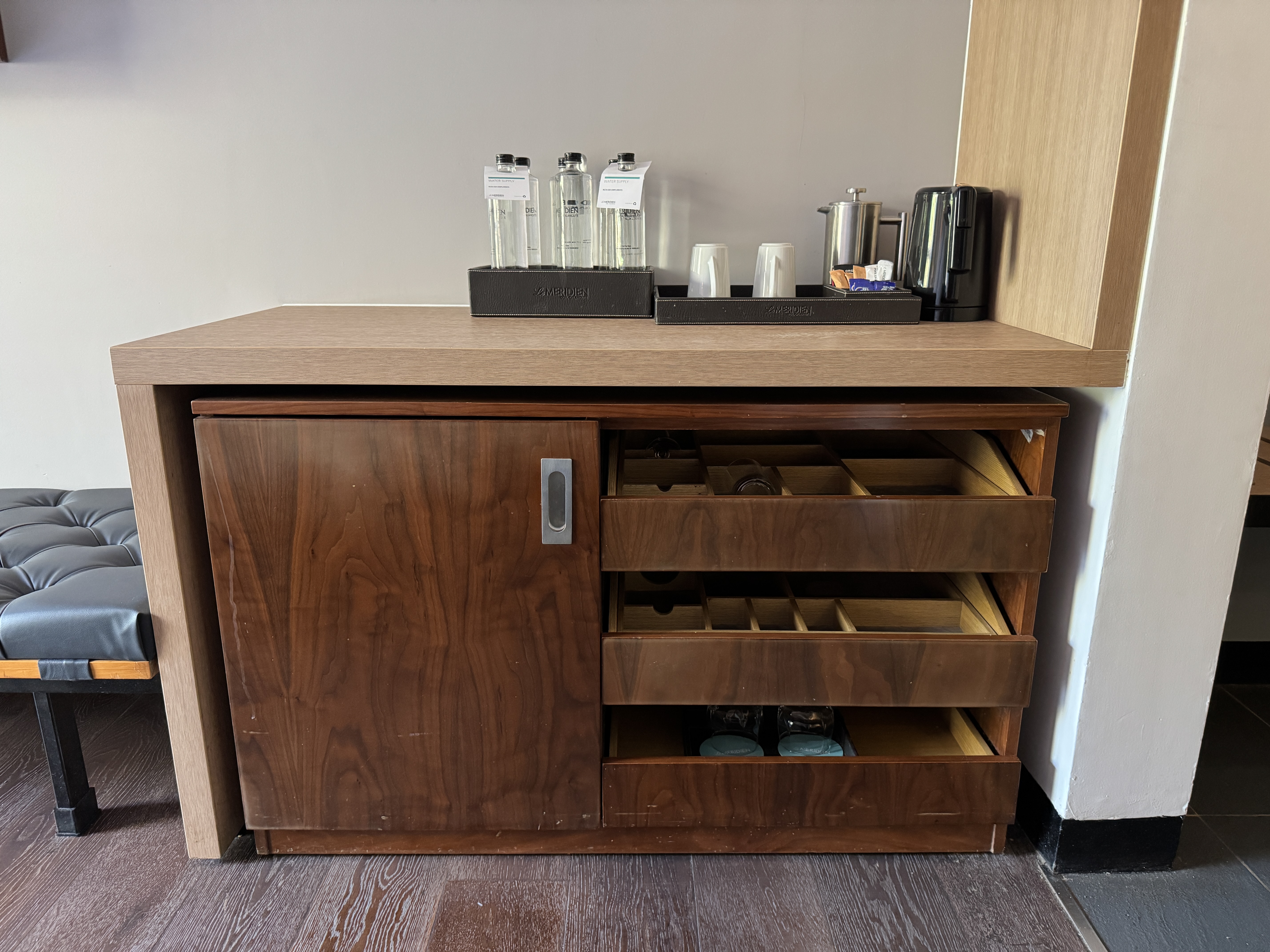 Le Meridien Goa Calangute king minibar Le Meridien Goa Calangute king minibar
