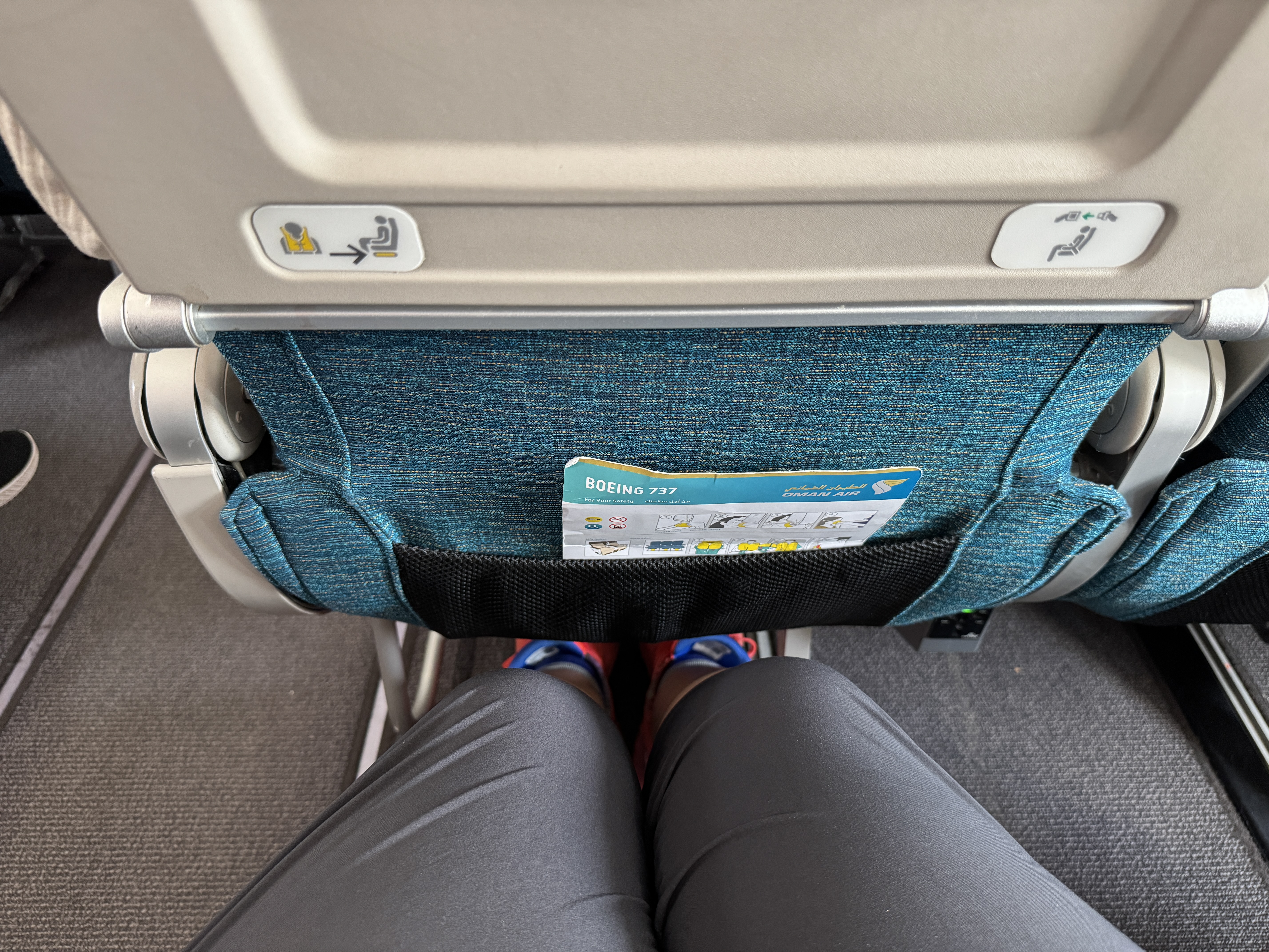 Oman Air GOX MCT 737 legroom Oman Air GOX MCT 737 legroom