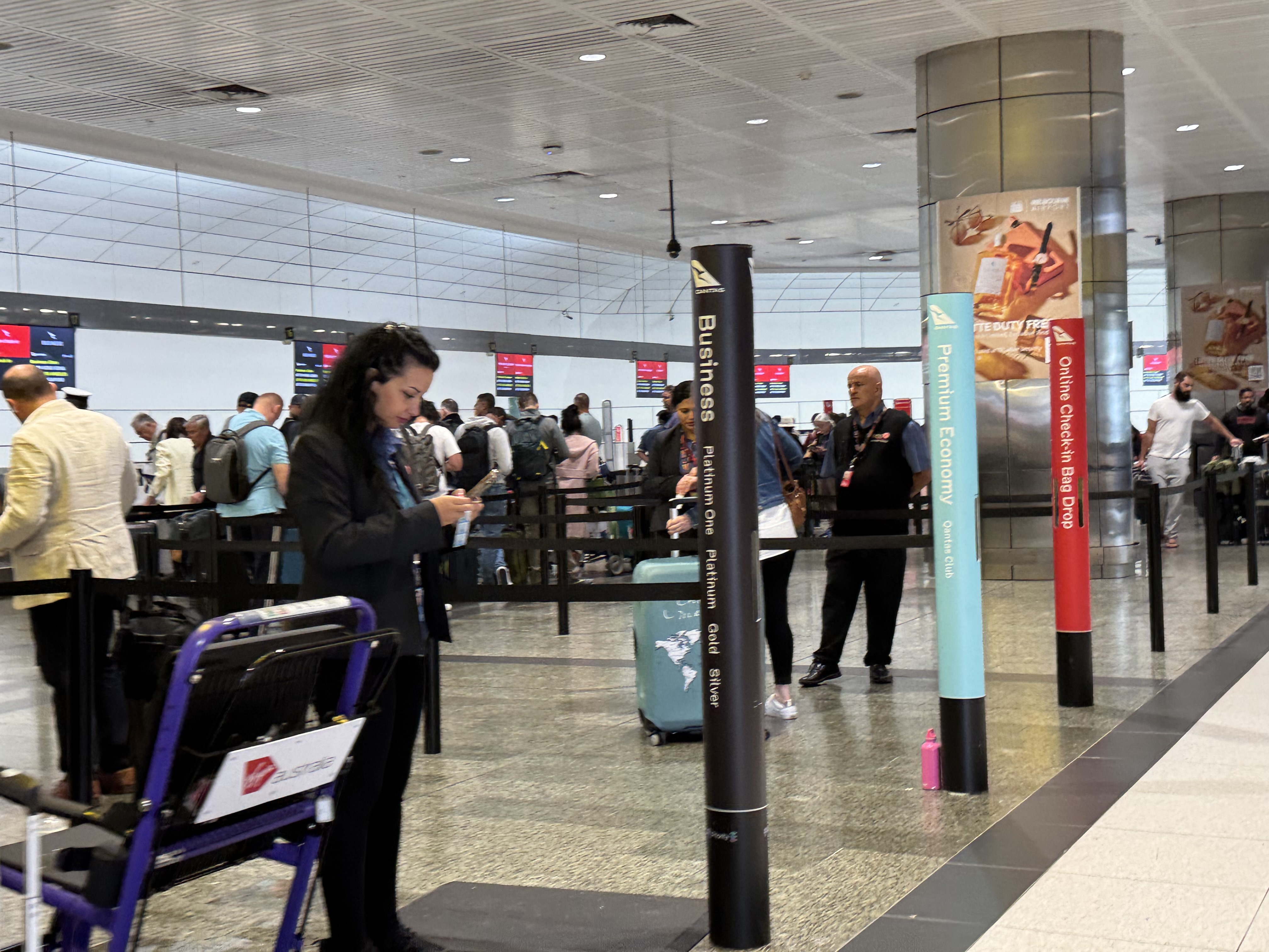 Qantas Business Class Check In Melbourne