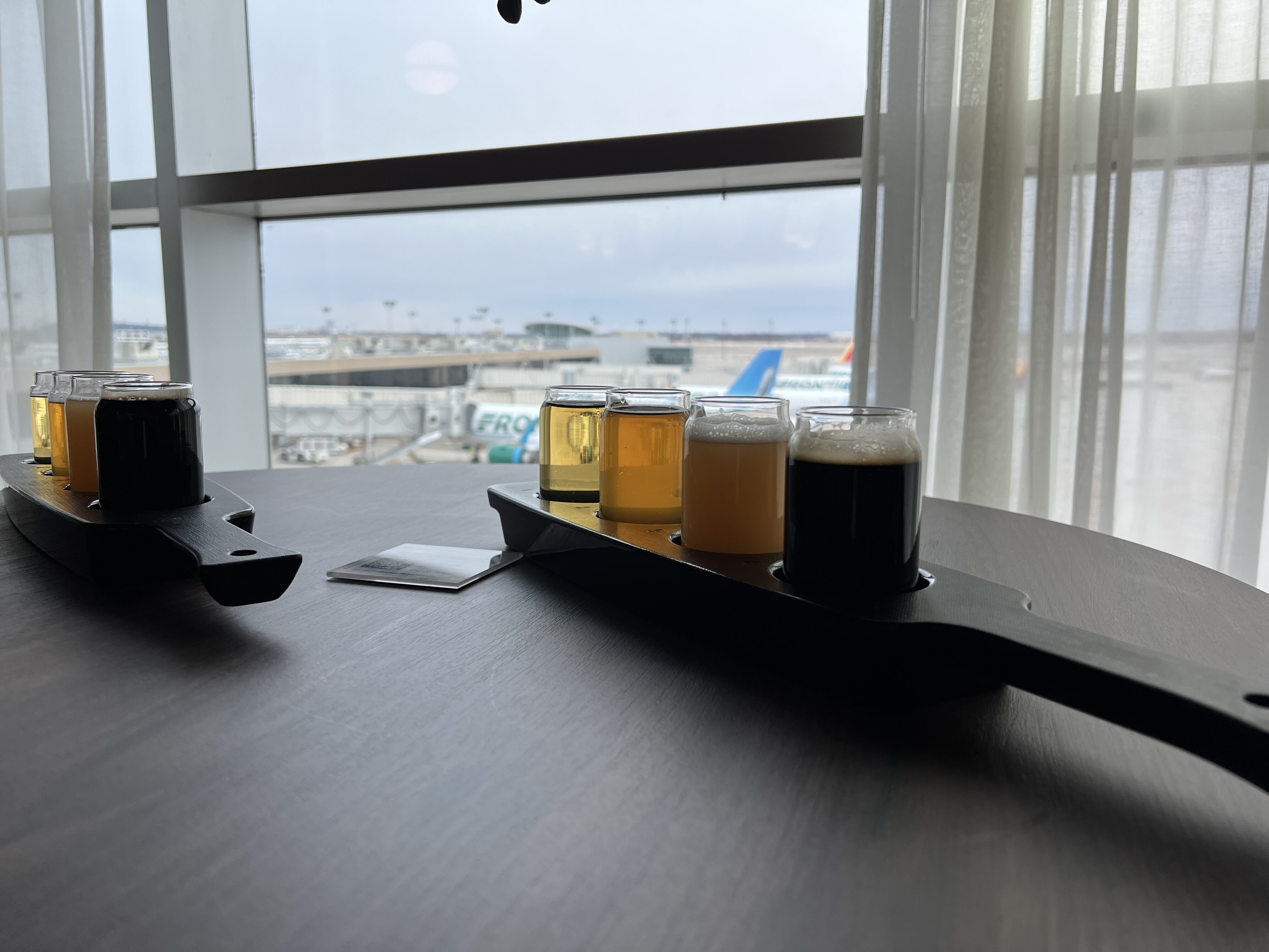 SapphireLounge BeerFlight Horz SapphireLounge BeerFlight Horz