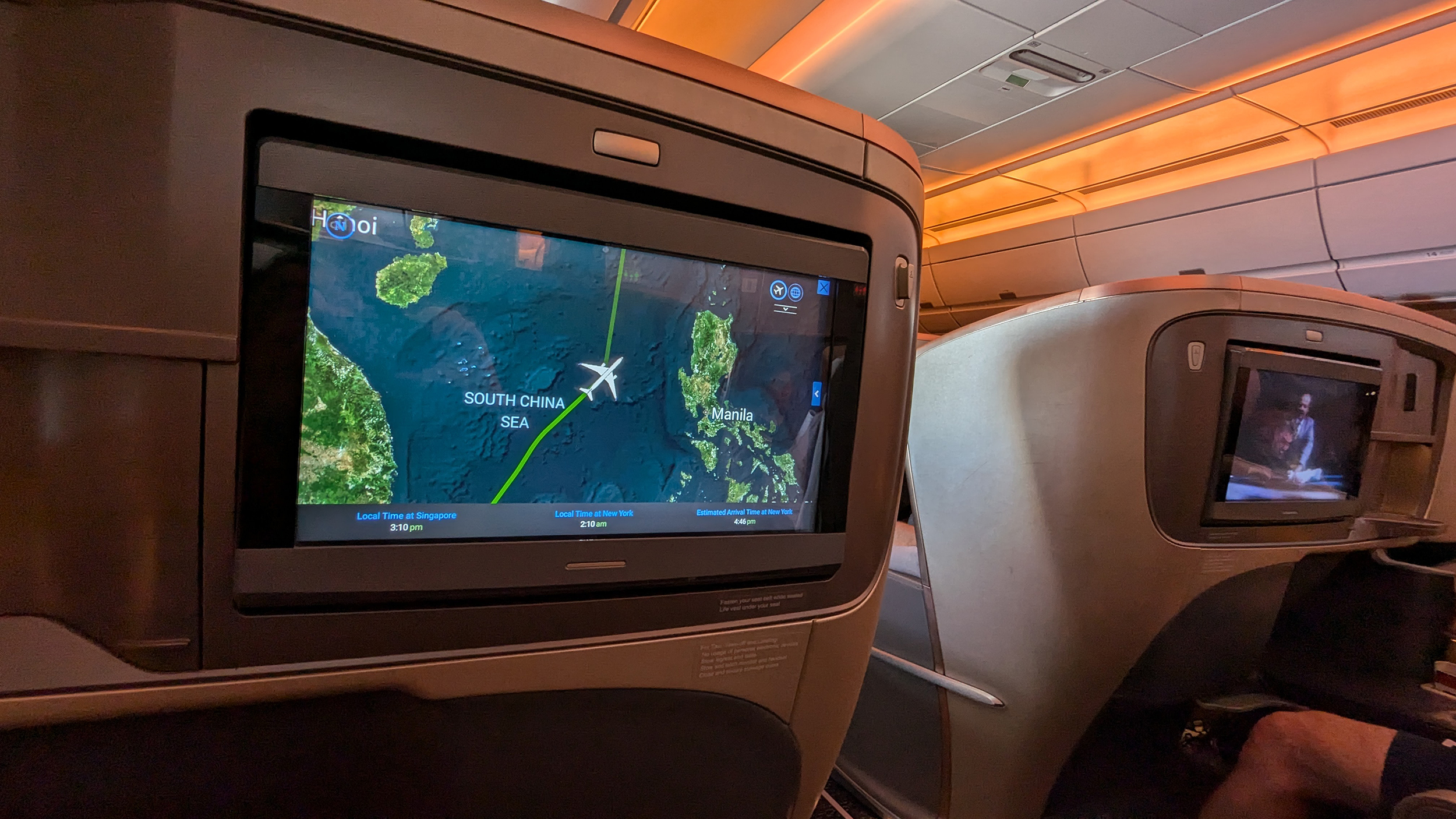 Singapore Airlines A350ULR business class IFE screen