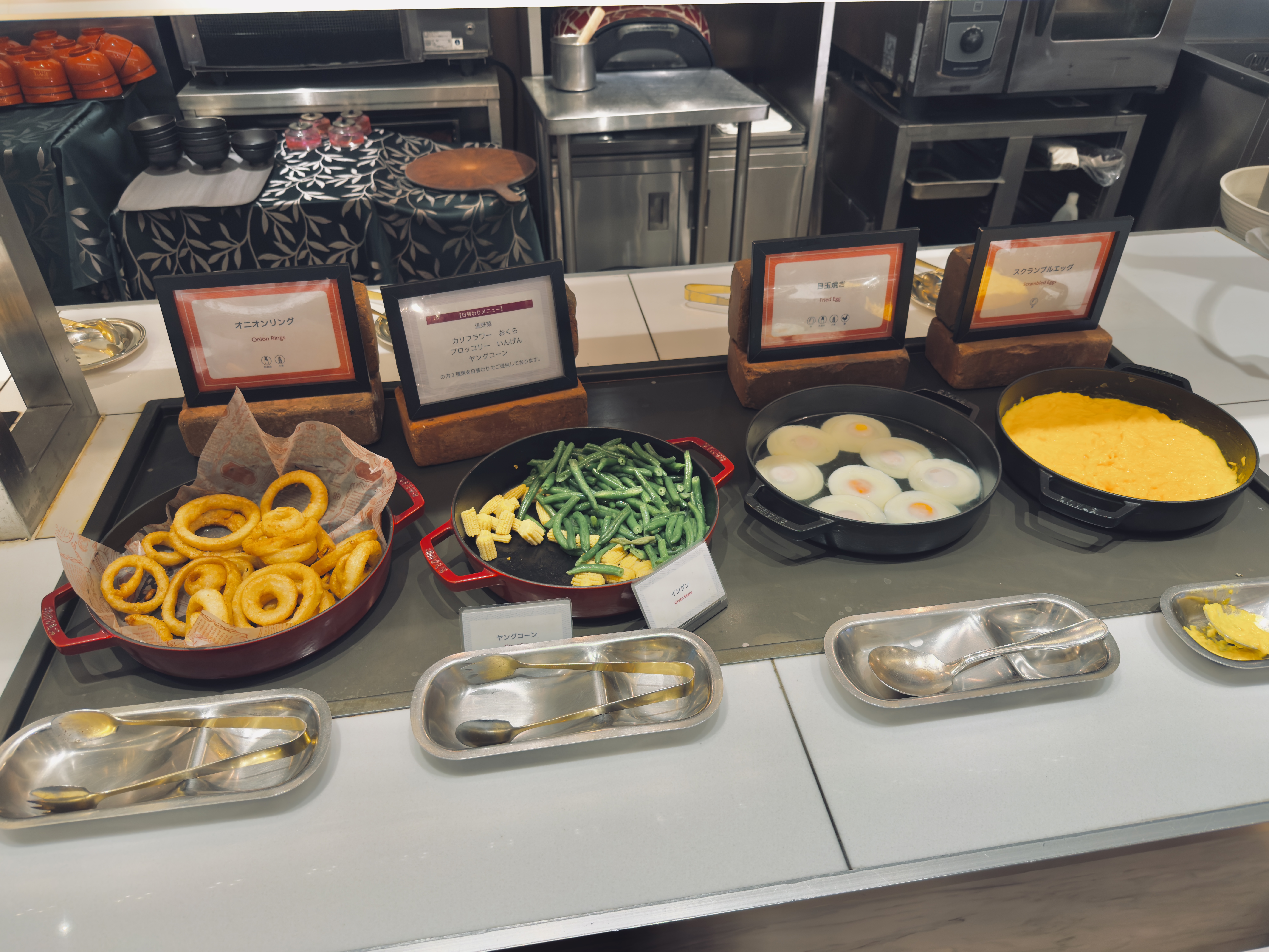 ANA Crowne Plaza Nagoya breakfast buffet beggies ANA Crowne Plaza Nagoya breakfast buffet beggies