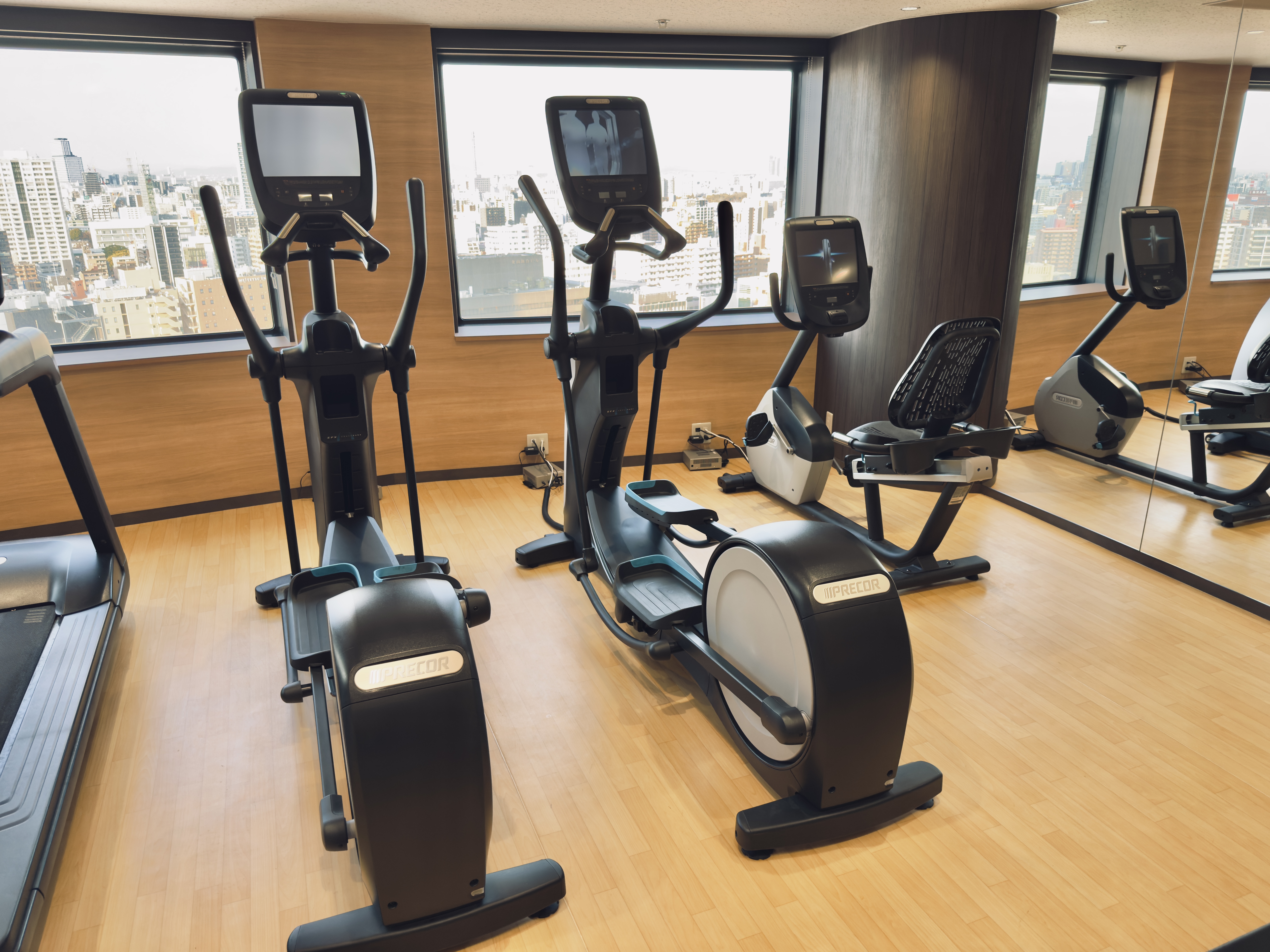 ANA Crowne Plaza Nagoya cardio ANA Crowne Plaza Nagoya cardio