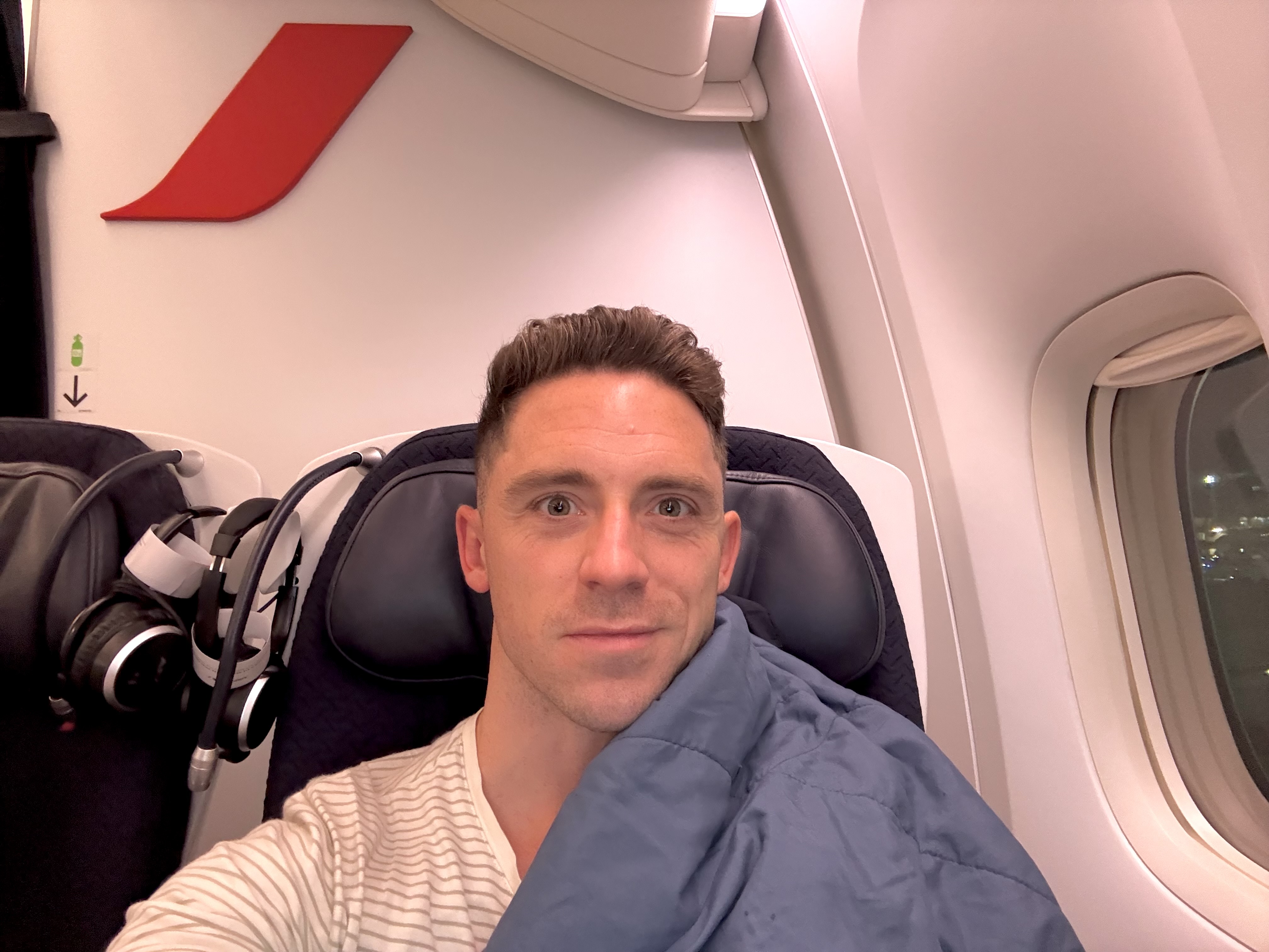 Air France Boeing 777 300 premium economy blanket Air France Boeing 777 300 premium economy blanket