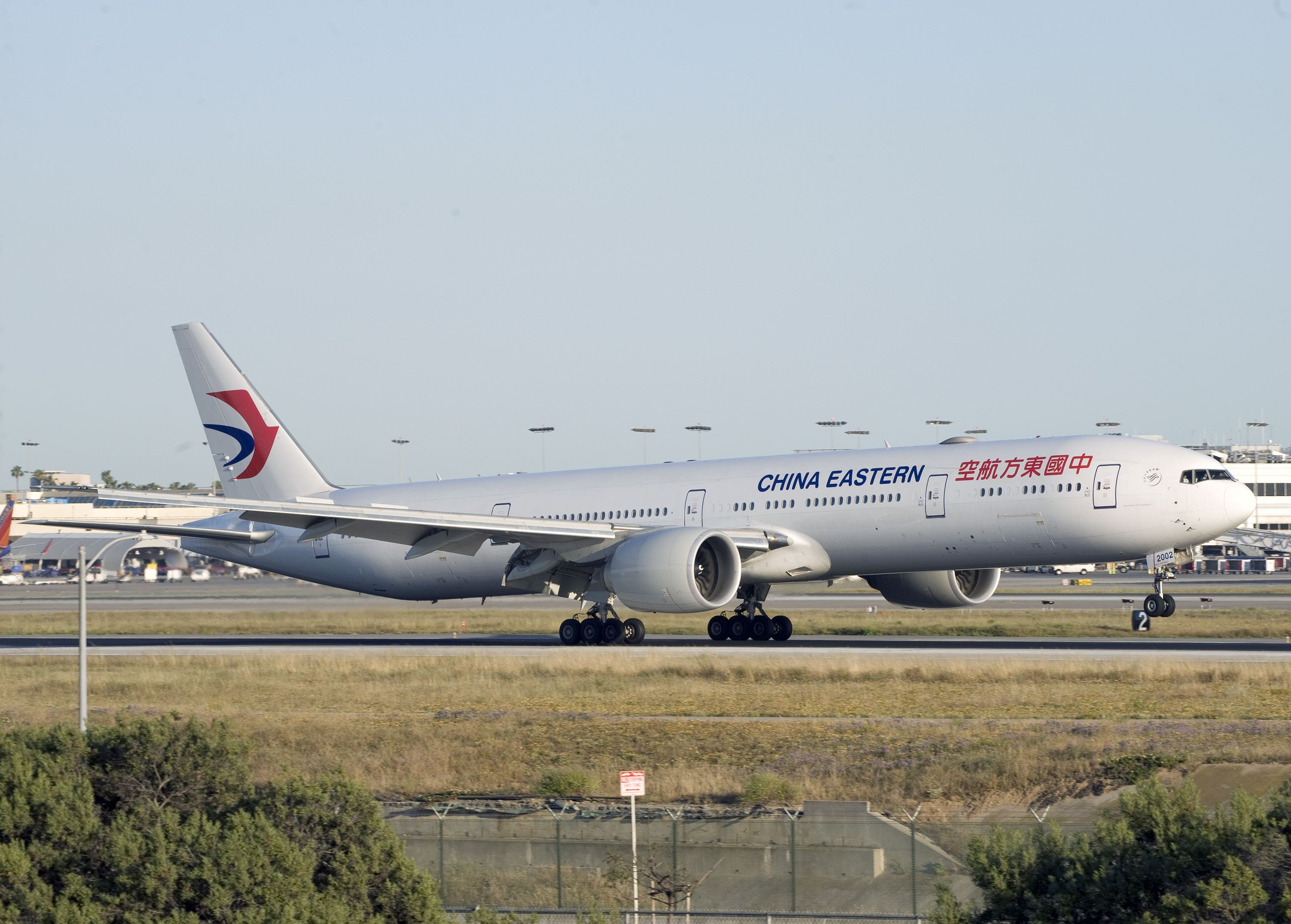 China Eastern 777 300ER LAX