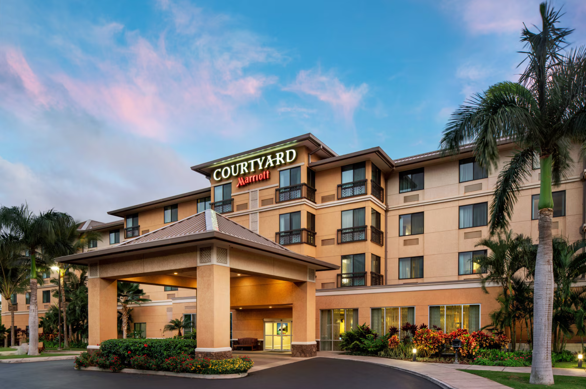 DoubleTree by Hilton Cincinnati Airport Courtyard by Marriott Maui Kahului Airport