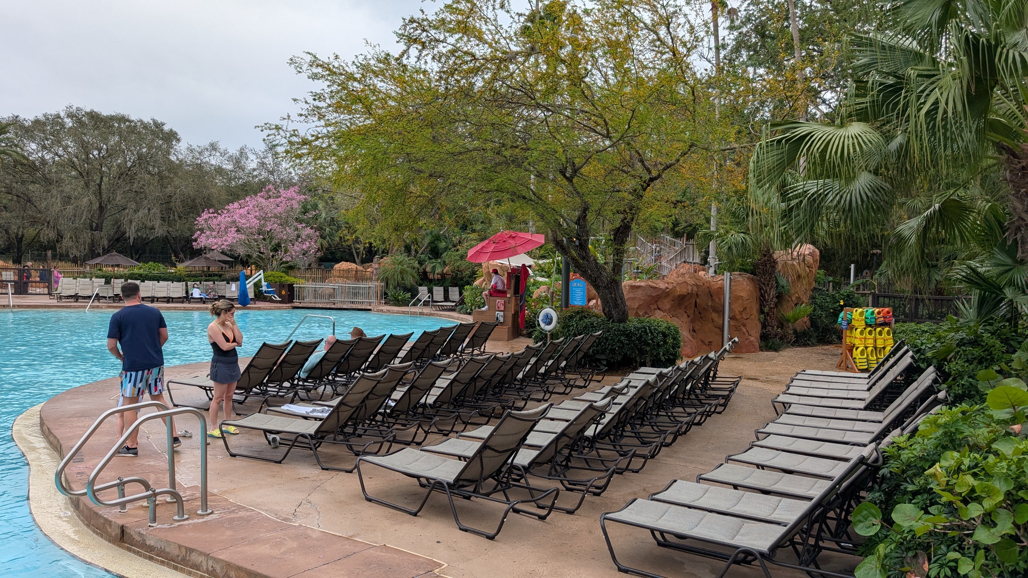 Disneys Animal Kingdom Lodge amenities pool loungers