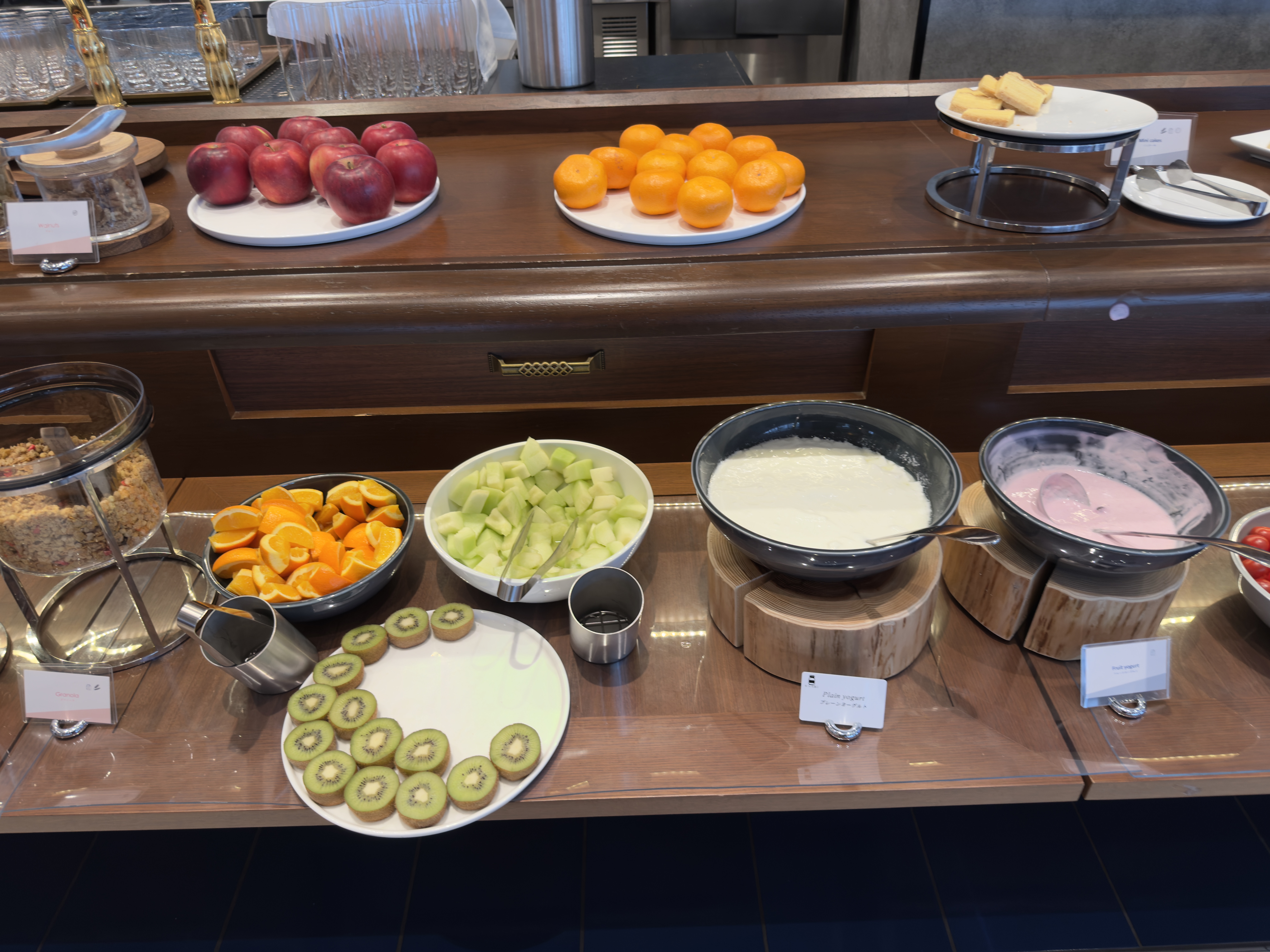 DoubleTree by Hilton Tokyo Ariake breakfast fruits DoubleTree by Hilton Tokyo Ariake breakfast fruits