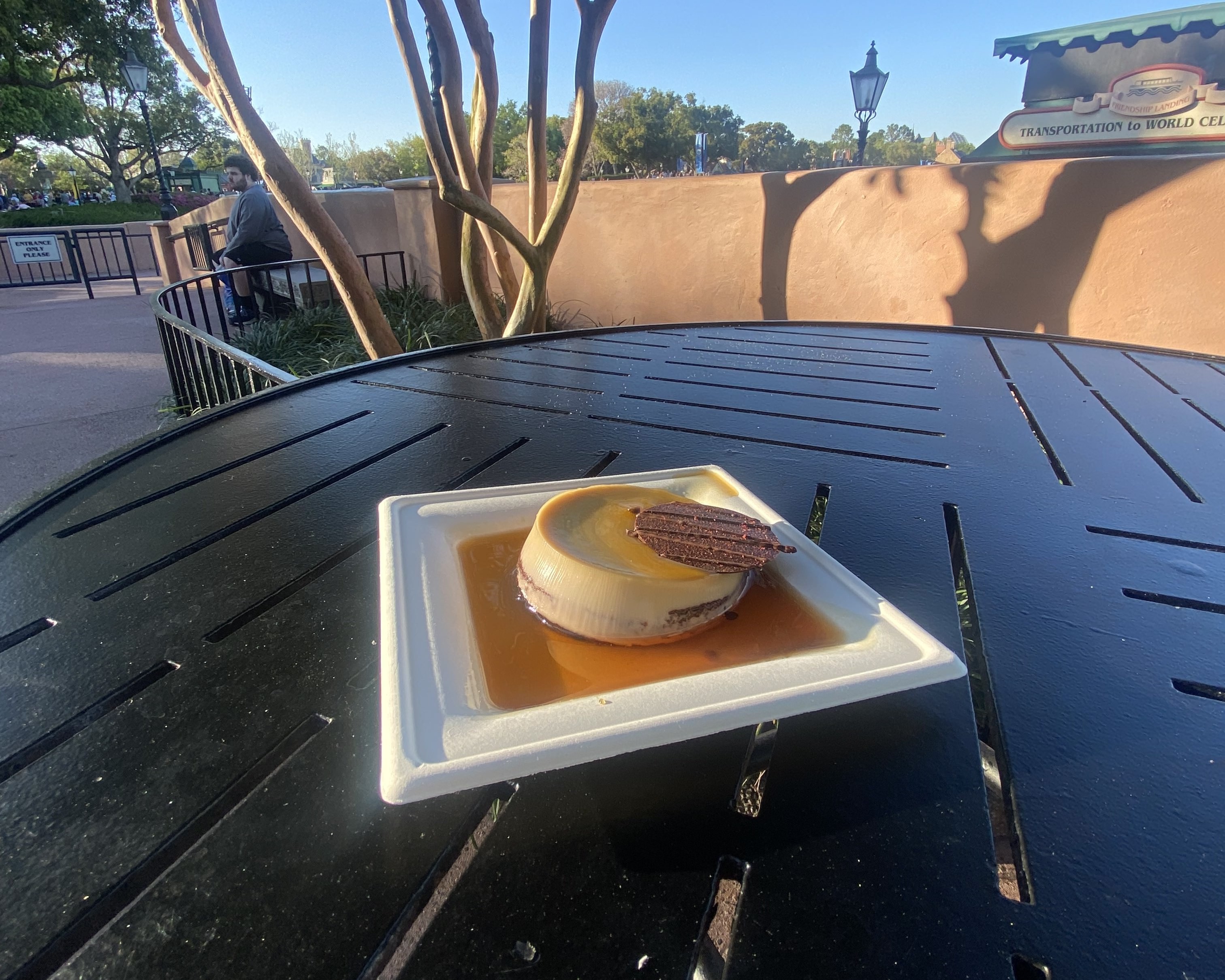 Epcot International Flower Garden Festival food Jardin de Fiestas Mexico chocoflan Epcot International Flower & Garden Festival food La Isla Fresca coconut chocolate flancocho