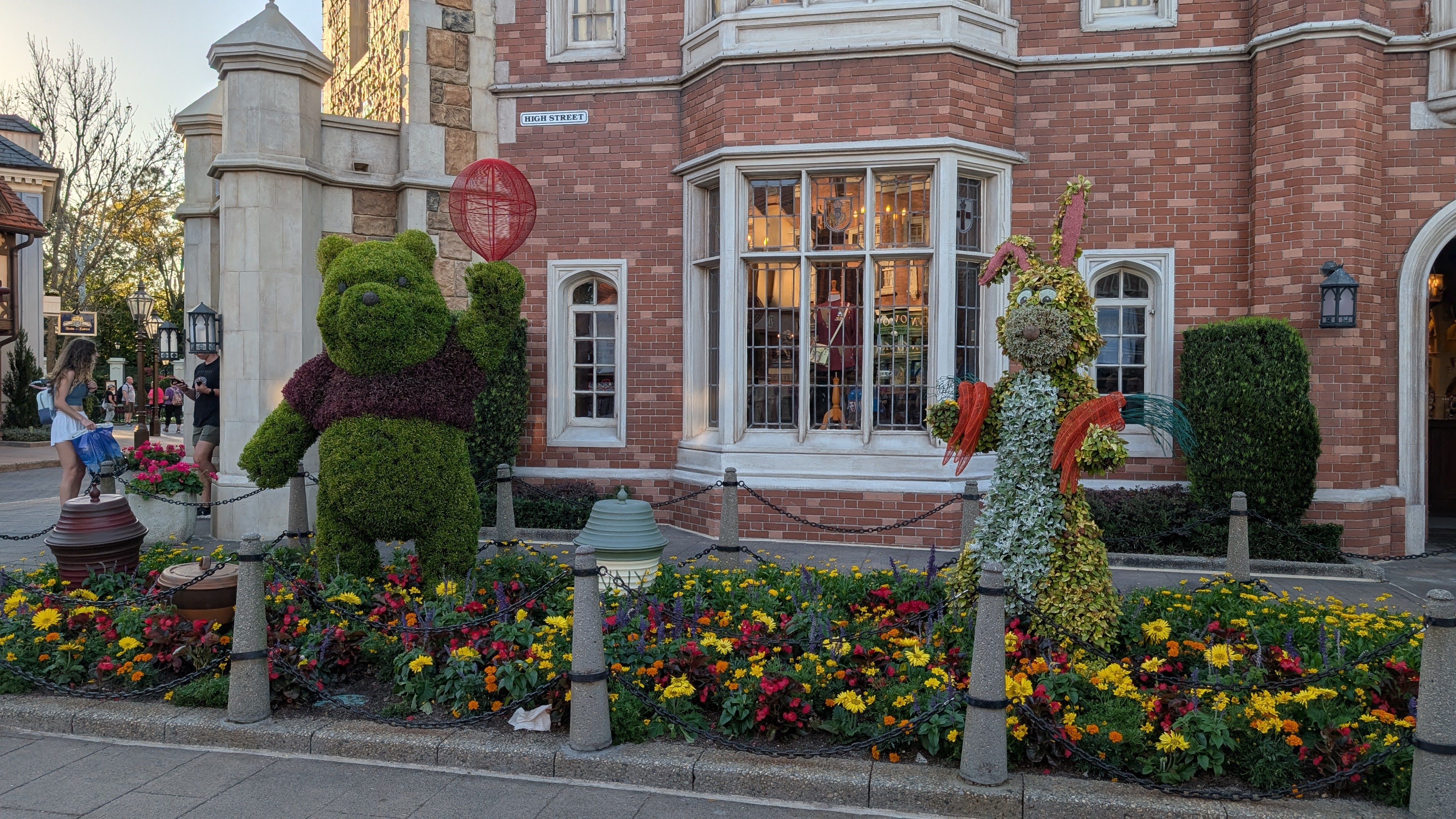 Epcot International Flower and Garden Festival Pooh and Rabbit toopiaries Epcot International Flower and Garden Festival Pooh and Rabbit toopiaries