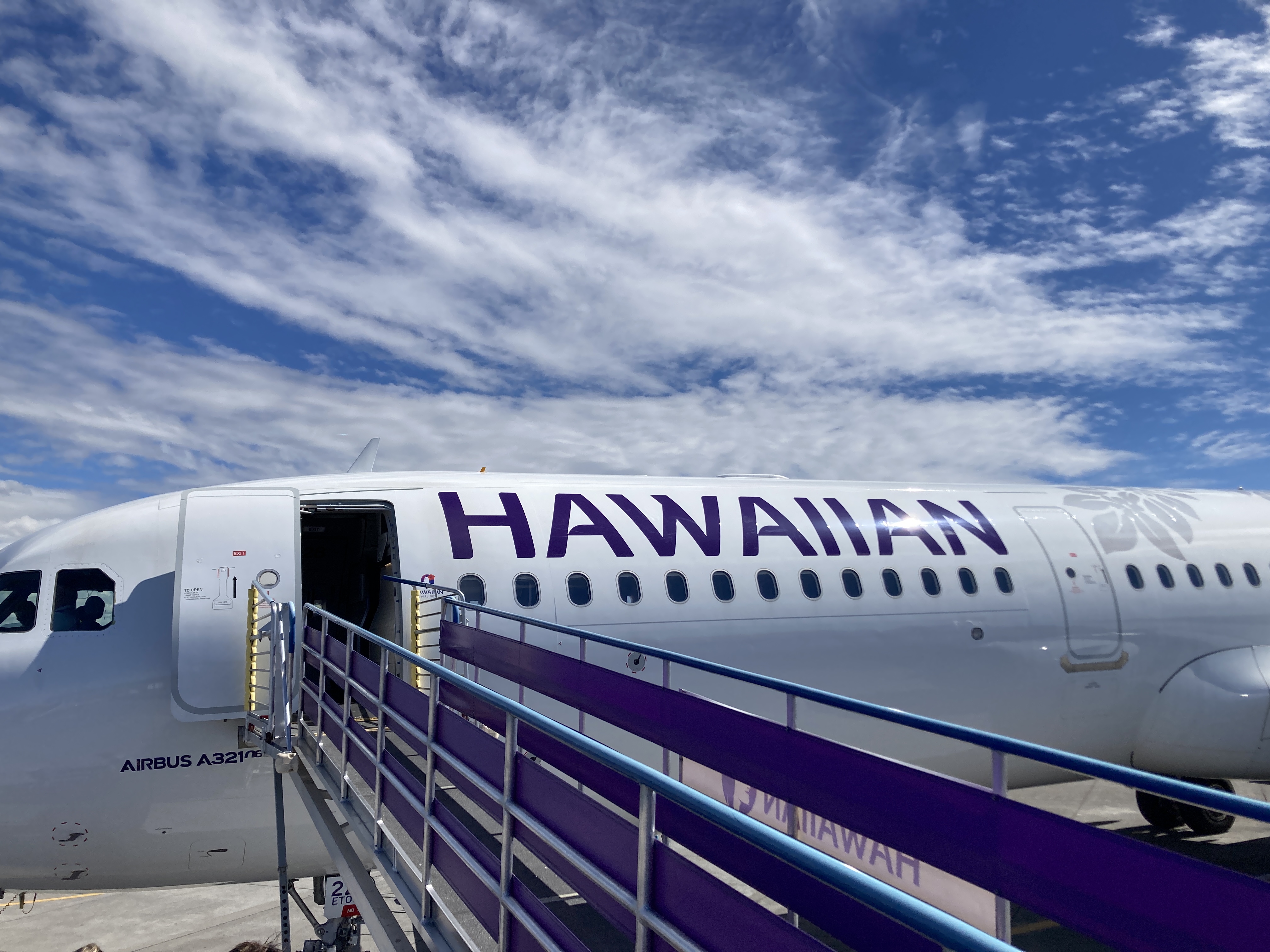 Hawaiian Airlines A321 with ramp