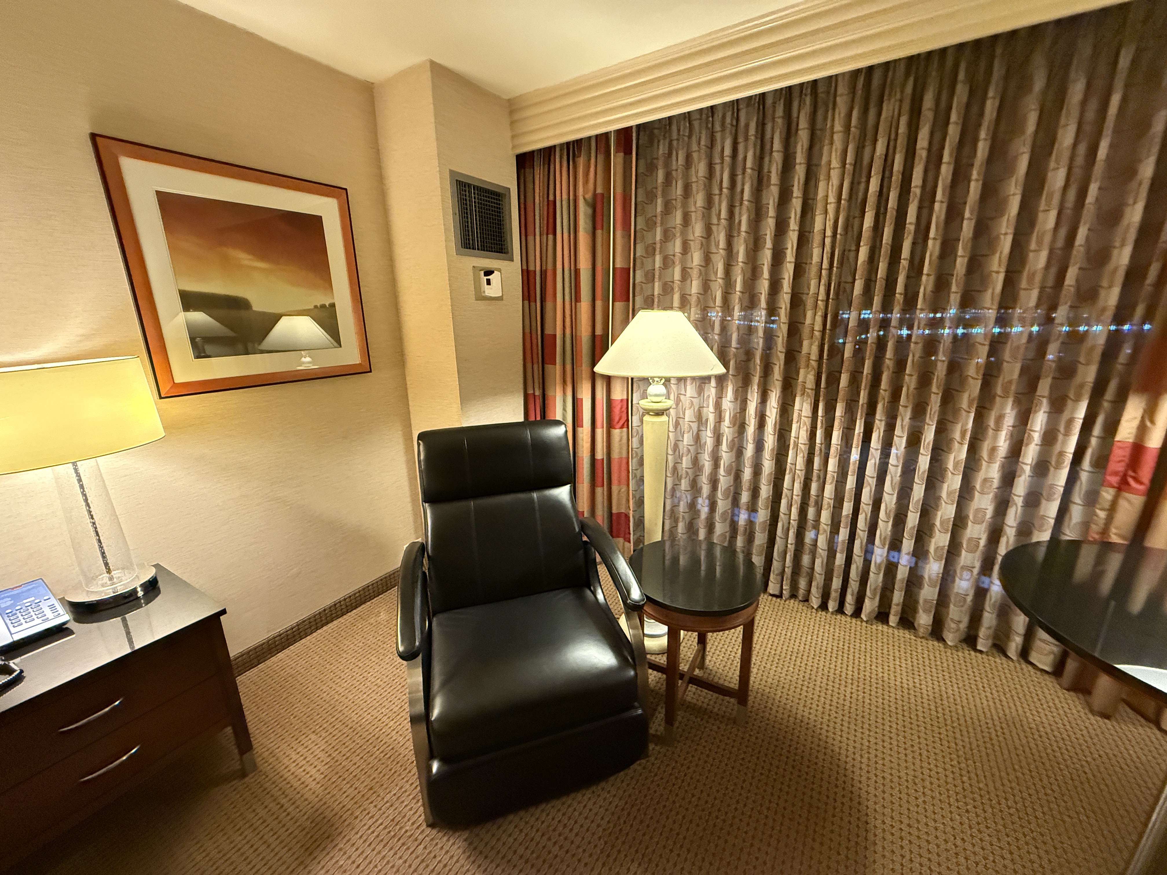 Hilton ORD King Room Chair