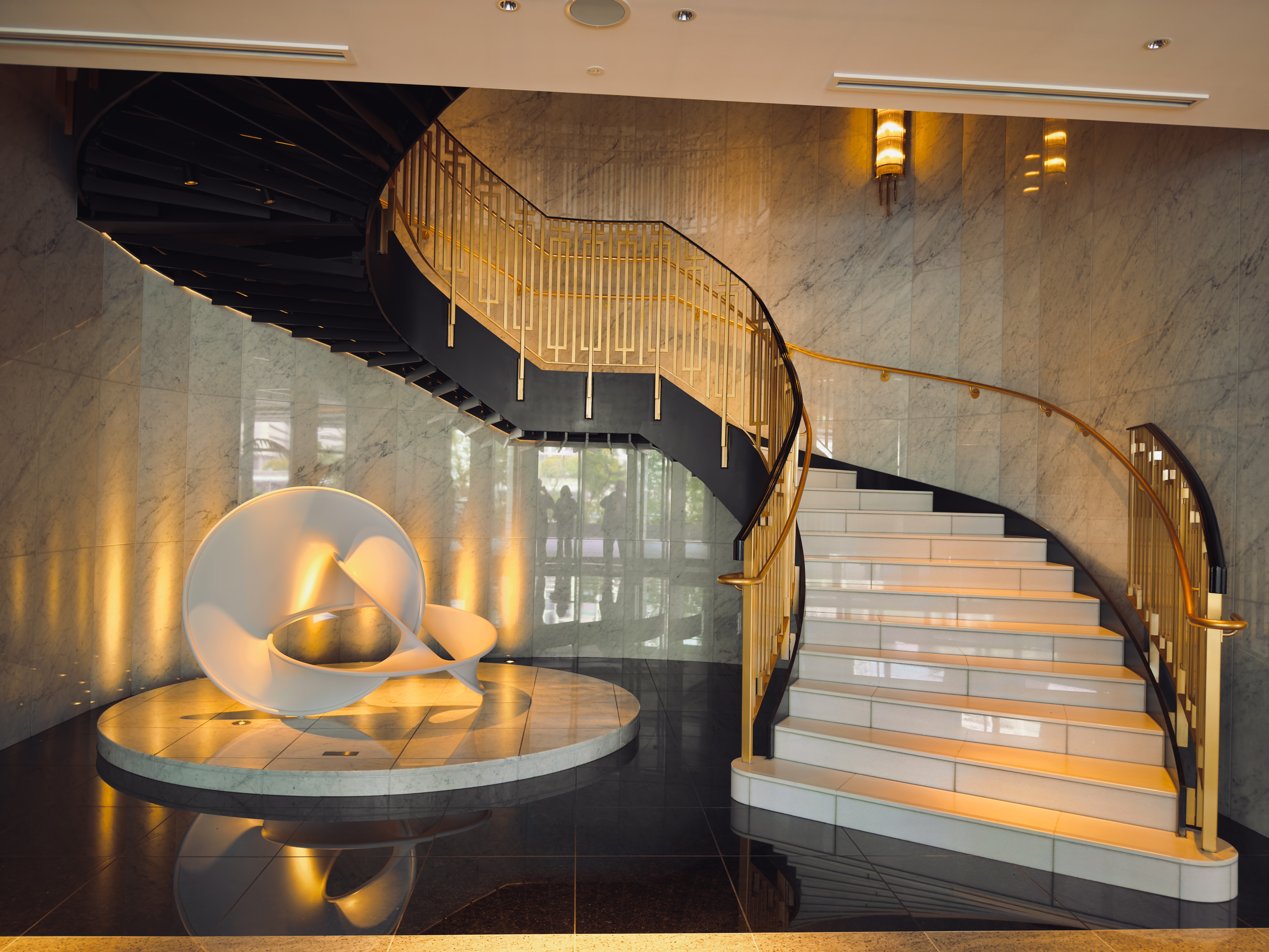 Hilton Yokohama entrance staircase