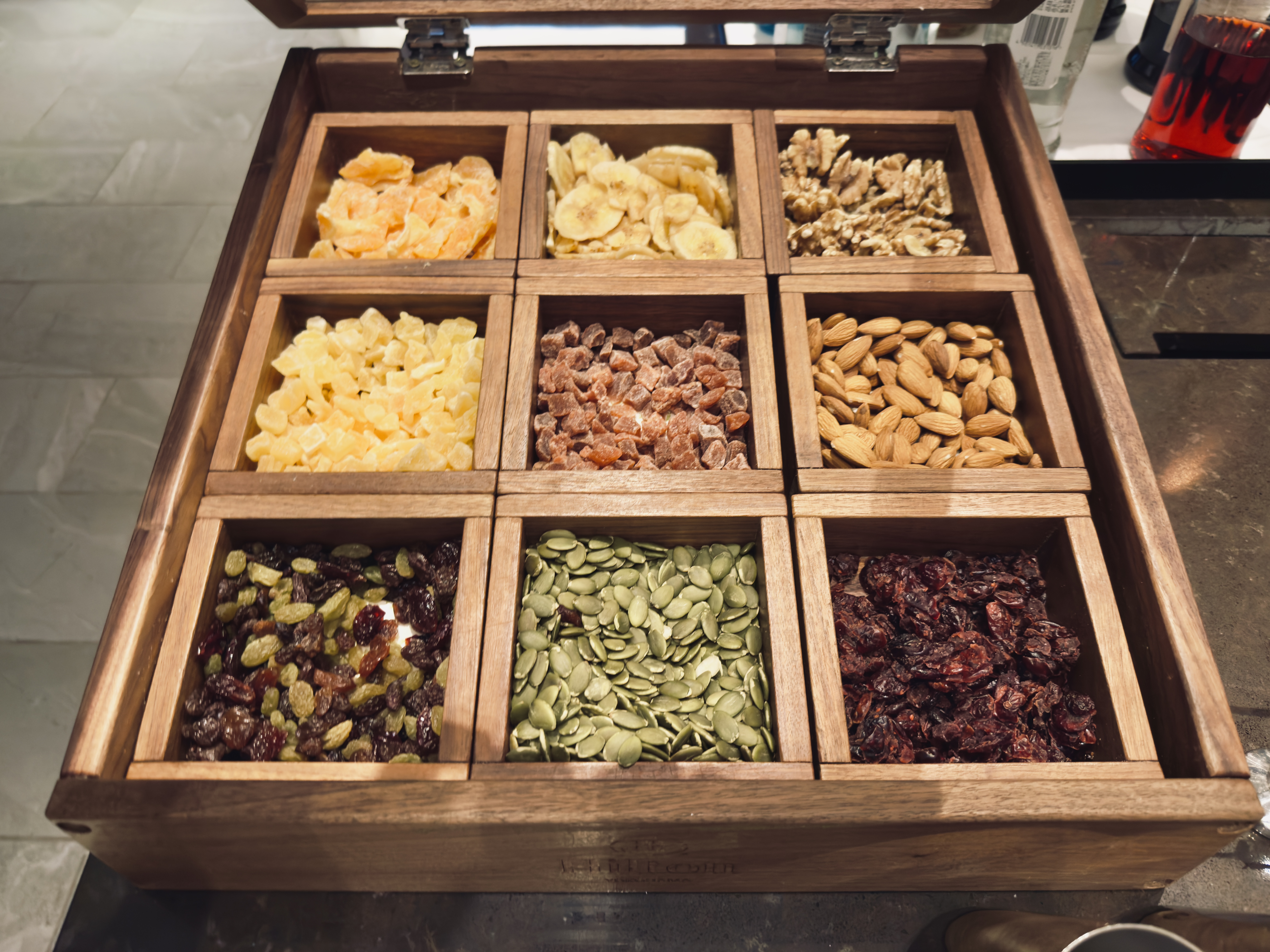 Hilton Yokohama lounge nuts